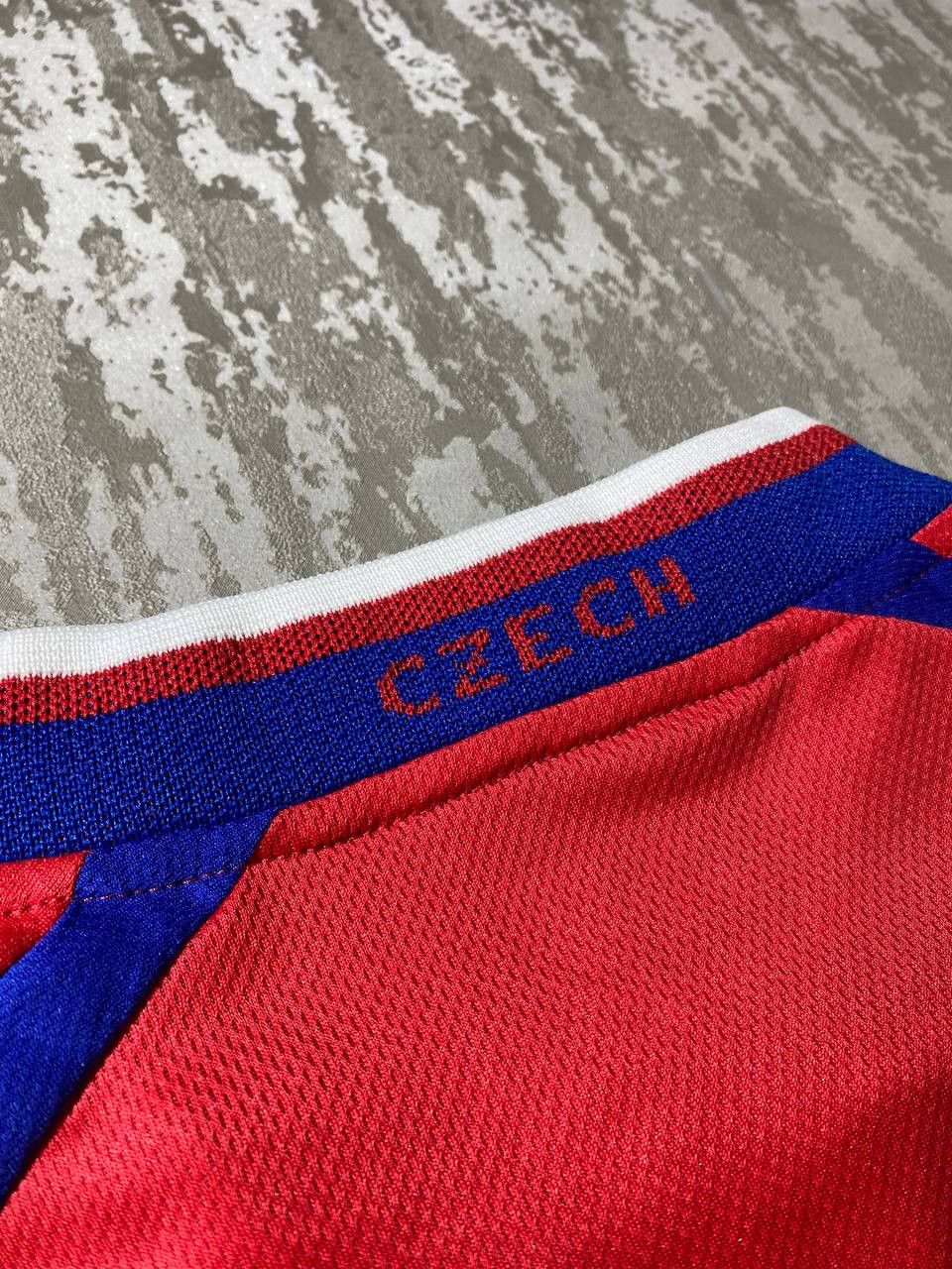 Puma PUMA Czech Republic Vintage 2000-02 Football Soccer Jersey Size US XL / EU 56 / 4 - 9 Thumbnail