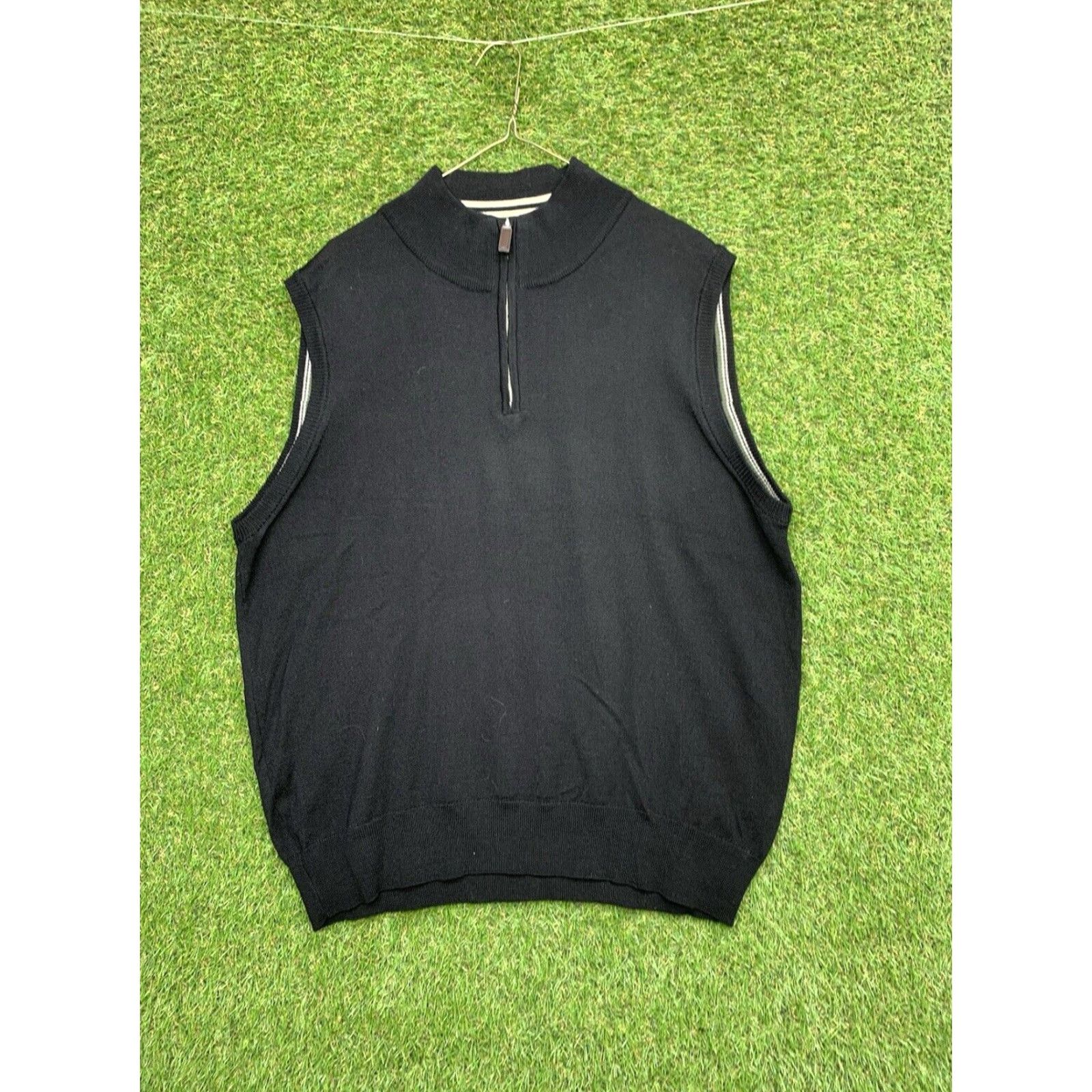 Vintage Tom James Vest Mens XL Extra Large Merino Wool Sweater Vest Luxury Dress Preppy Size US XL / EU 56 / 4 - 2 Thumbnail