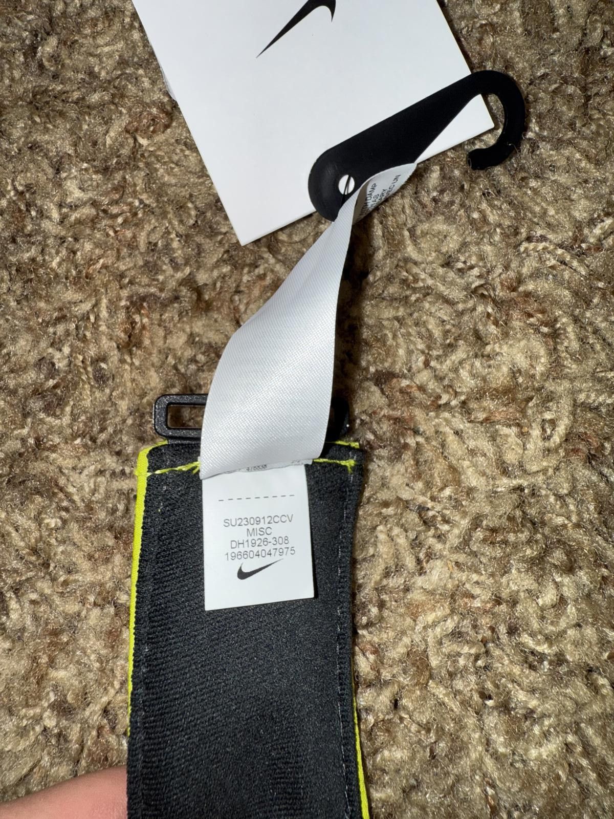 Nike Nike Women’s Aerobill Feather Light Volt Golf Visor Size ONE SIZE - 9 Thumbnail