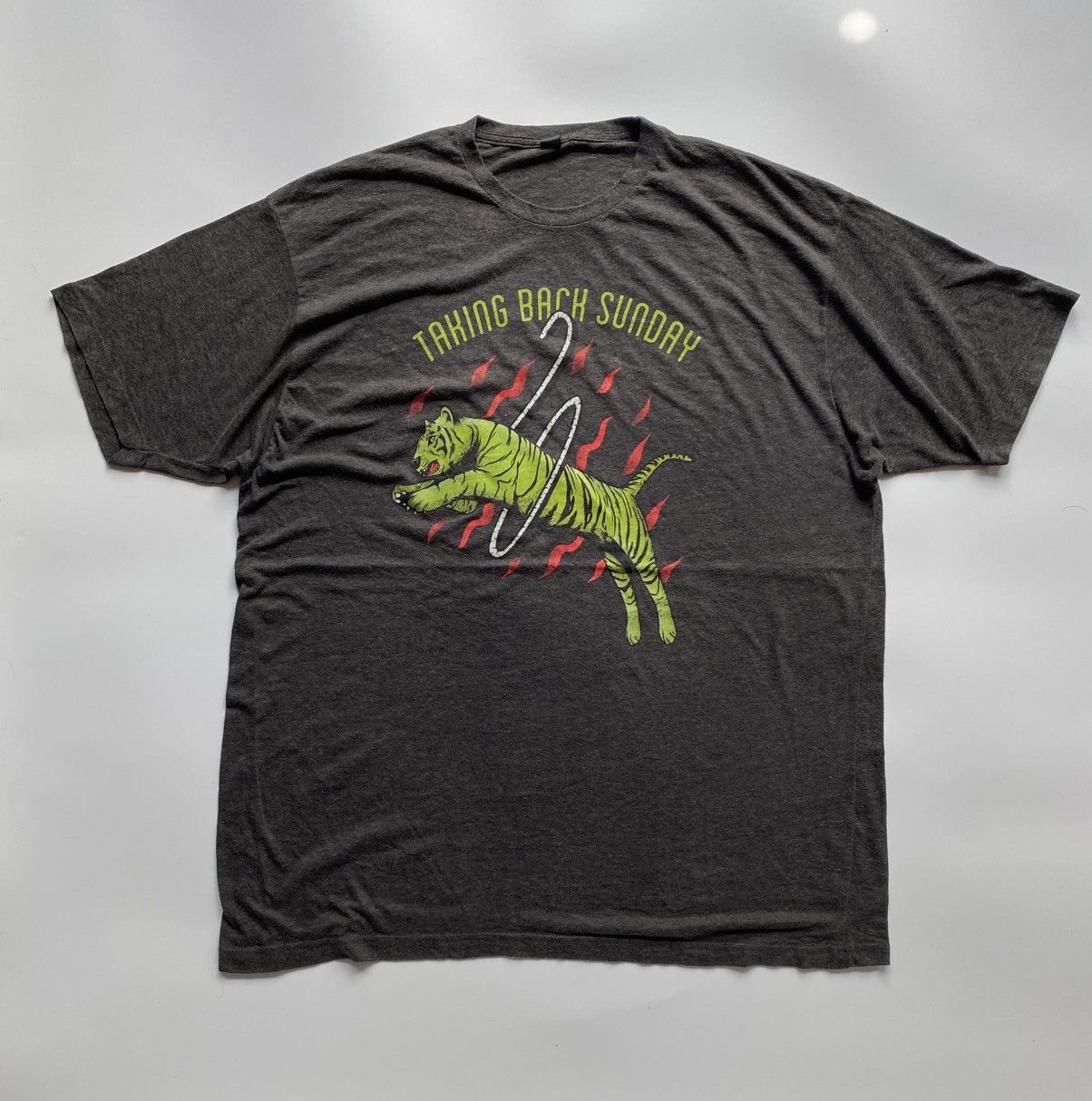 Band Tees TAKING BACK SUNDAY Size US XXL / EU 58 / 5 - 1 Thumbnail
