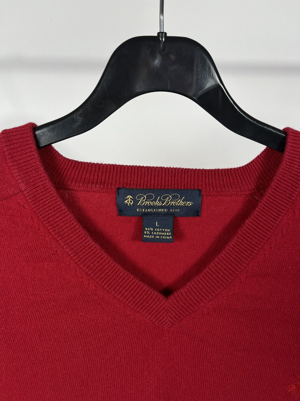 Brooks Brothers Brooks Brothers Red V Neck Cotton Cashmere Sweater Men’s L Size US L / EU 52-54 / 3 - 3 Thumbnail