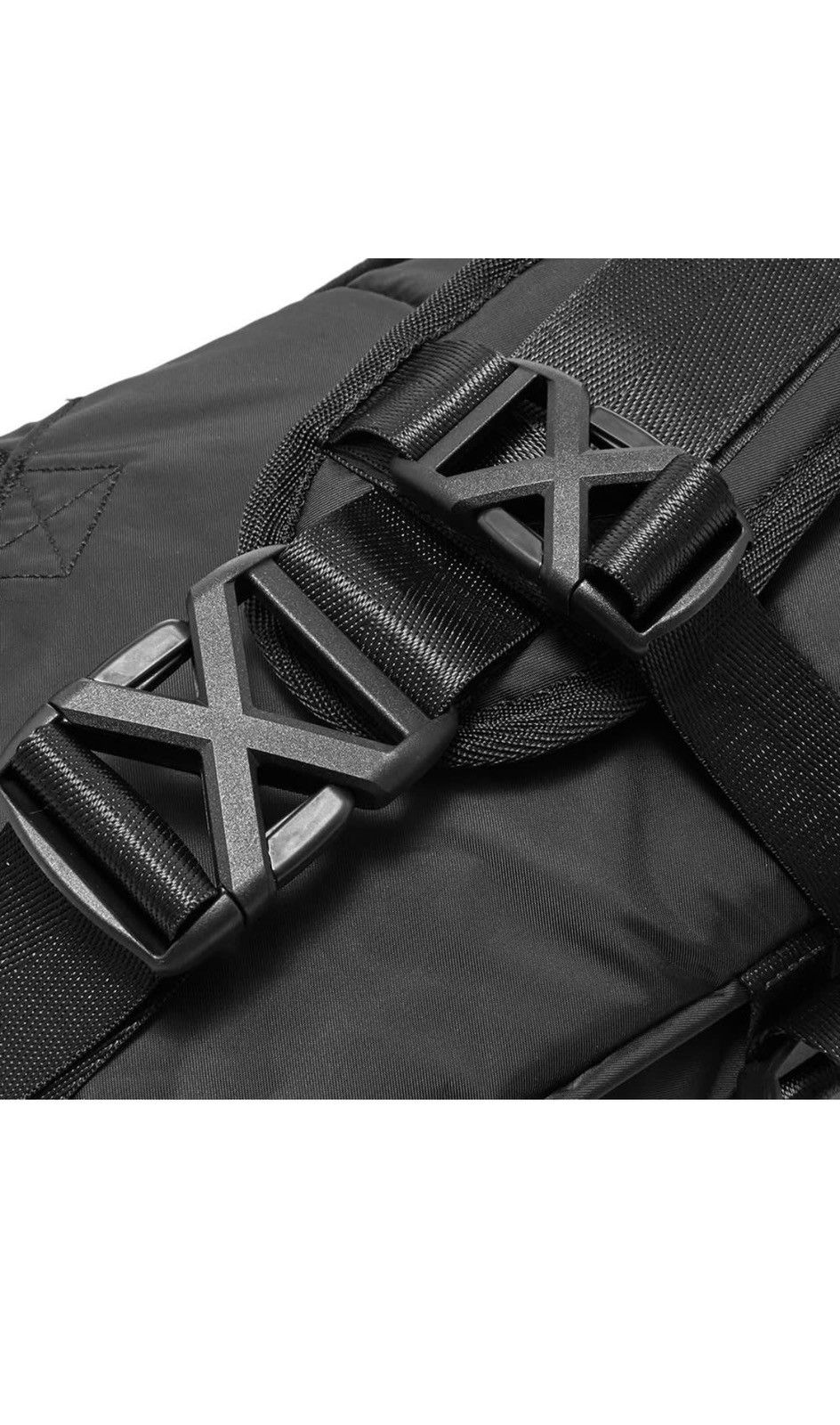 Japanese Brand Indispensable Econyl Snug Sling Bag Size ONE SIZE - 4 Thumbnail