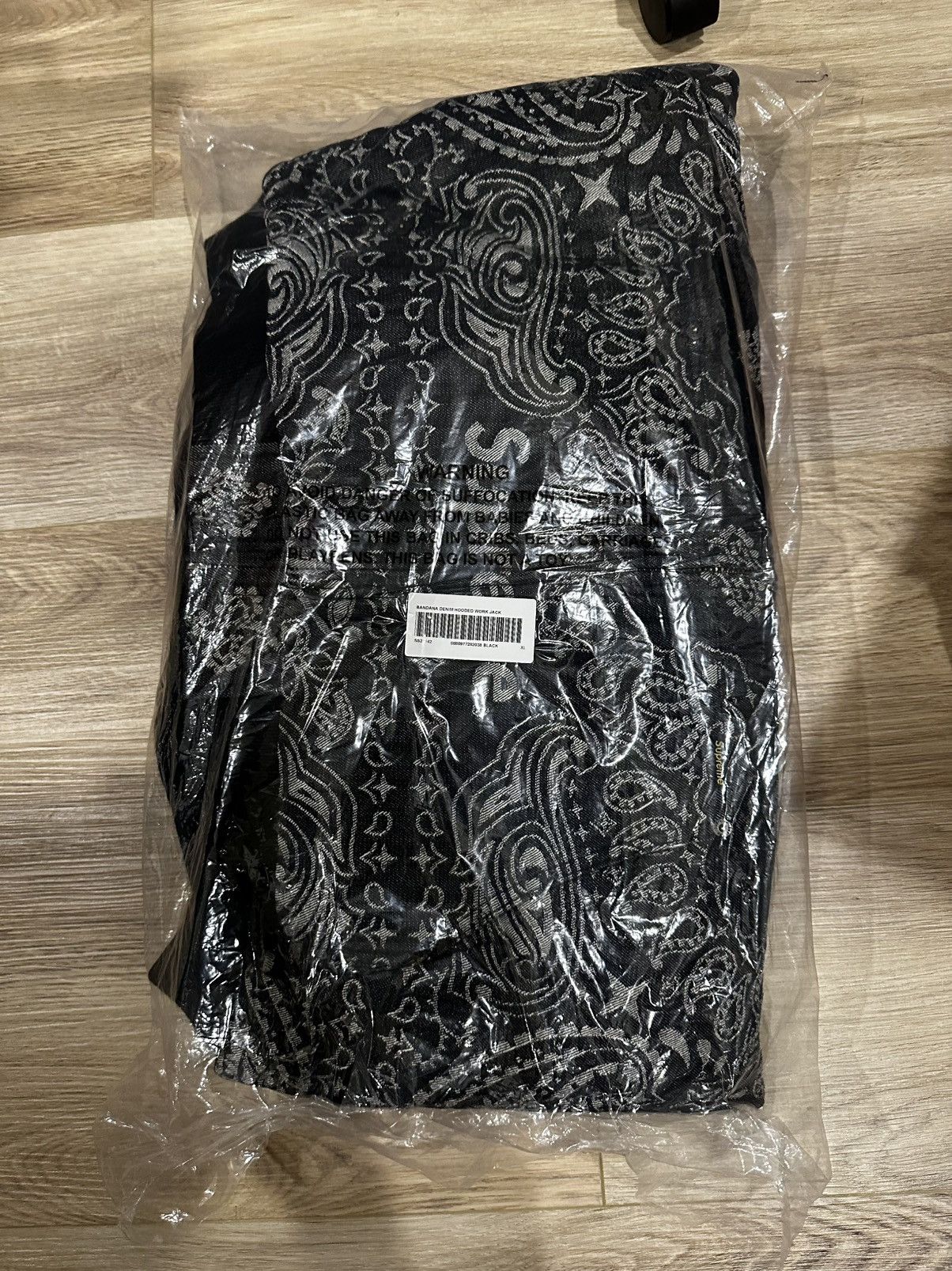 Supreme Supreme Bandana Jacquard Denim Hooded Work Jacket - XL Size US XL / EU 56 / 4 - 4 Thumbnail
