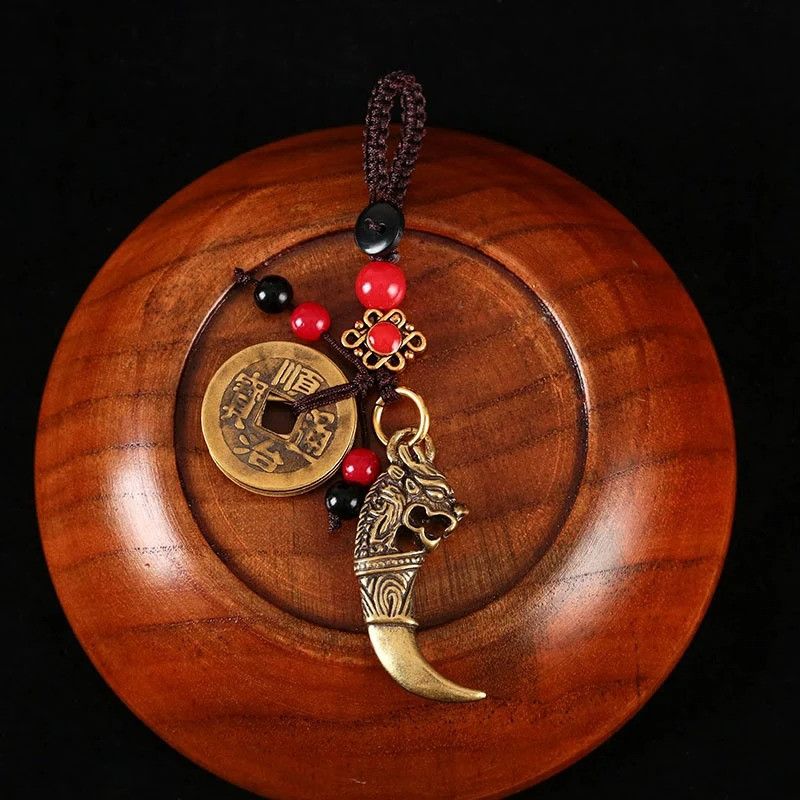 Other Lucky Wolf Teeth Keyring Car Keychain Brass Hanging Charms Size ONE SIZE - 1 Thumbnail