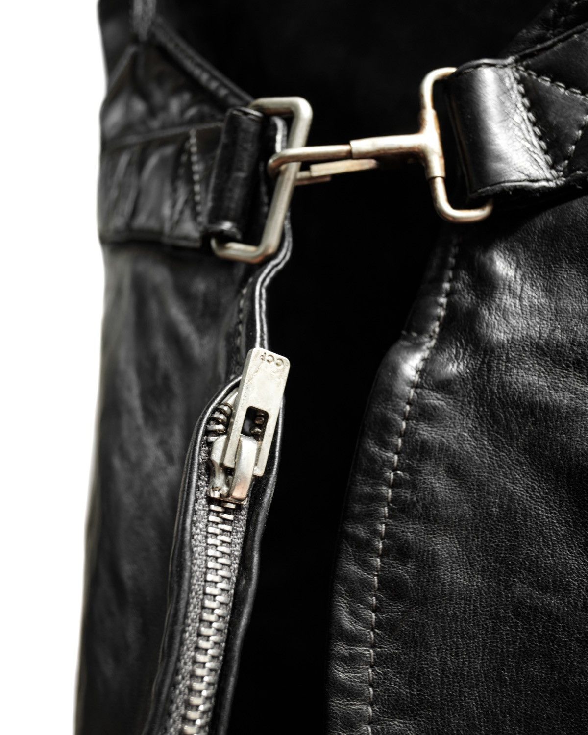 Carol Christian Poell Carol Christian Poell Leather Drip Vestbag AM/2373R Size US M / EU 48-50 / 2 - 7 Thumbnail