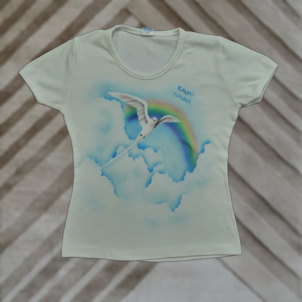Rainbow VINTAGE Hawaii T Shirt Womens Medium White Rainbow Dove Kauai 70s Shirt Womens M White Rainbow Dove 70s Size M / US 6-8 / IT 42-44 - 1 Thumbnail