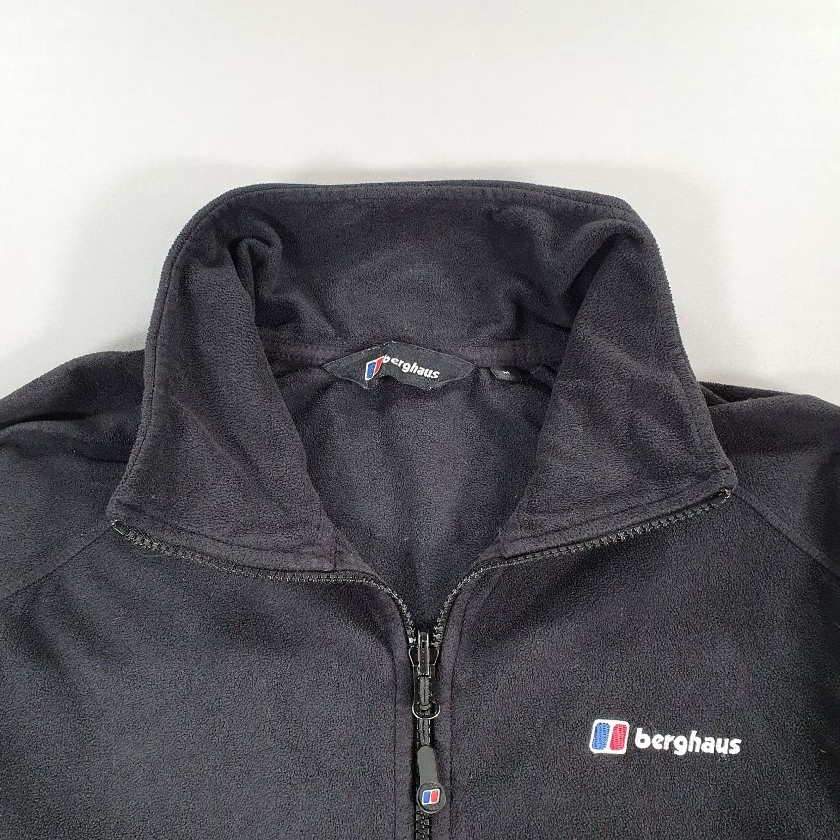 Berghaus Berghaus Mens Jacket Fleece Black Medium Full Zip Sweatshirt Lightweight Size US M / EU 48-50 / 2 - 2 Thumbnail