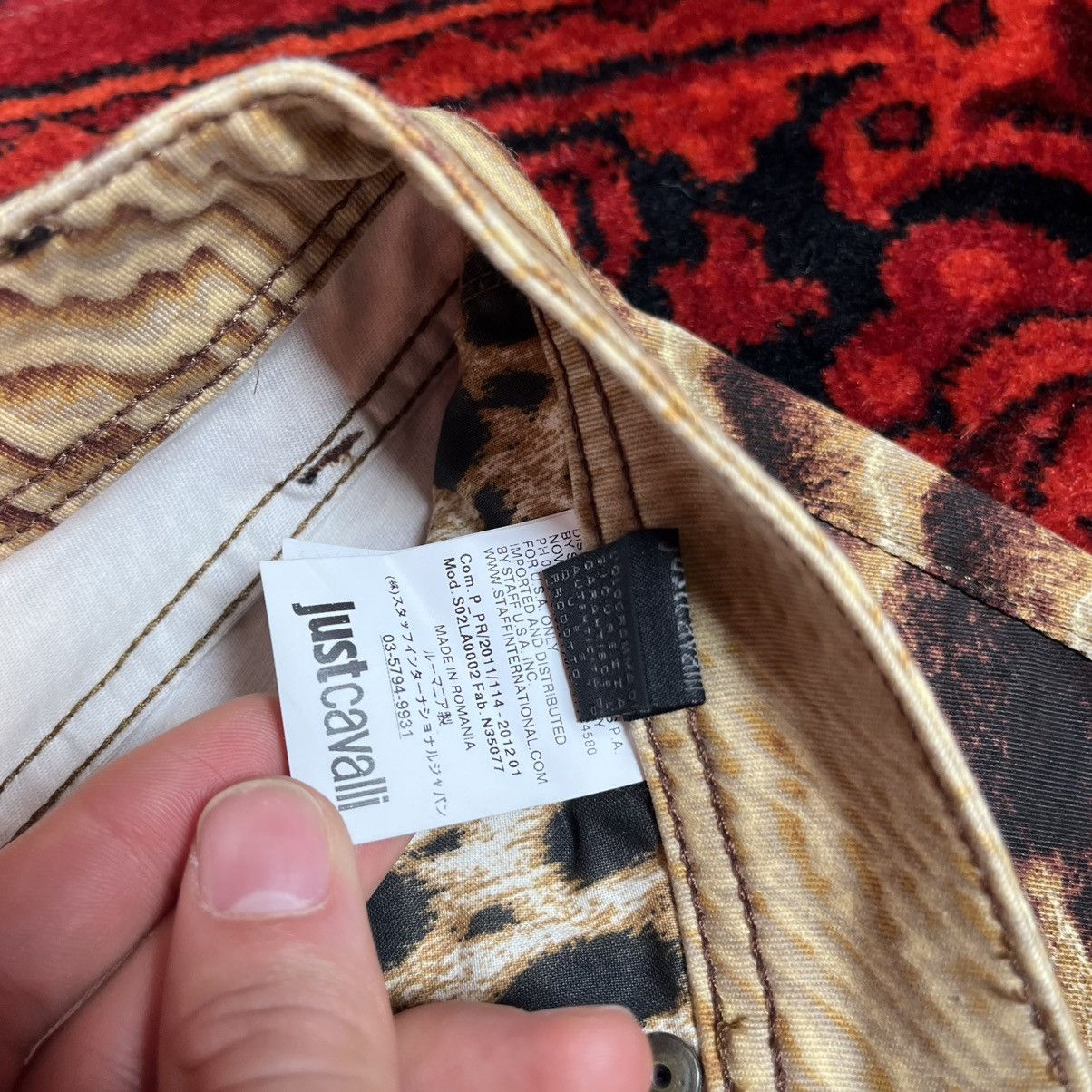 Roberto Cavalli Vintage Y2K Just Cavalli AllOver Optical Animal Print Pants Size 26" / US 2 / IT 38 - 12 Thumbnail