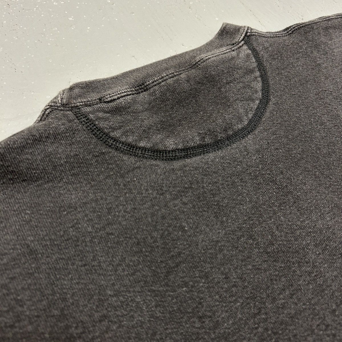 Hard Rock Cafe Vintage Hard Rock Cafe Crewneck – Charcoal (Size XL) Size US XL / EU 56 / 4 - 5 Thumbnail