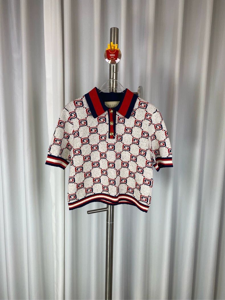 Gucci Gucci SS23 Full Logo jacquard knitted short-sleeved Polo sh Size XS / US 0-2 / IT 36-38 - 1 Thumbnail