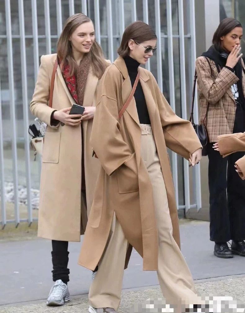 Loewe LOEWE Classic woolen coat Size M / US 6-8 / IT 42-44 - 1 Thumbnail