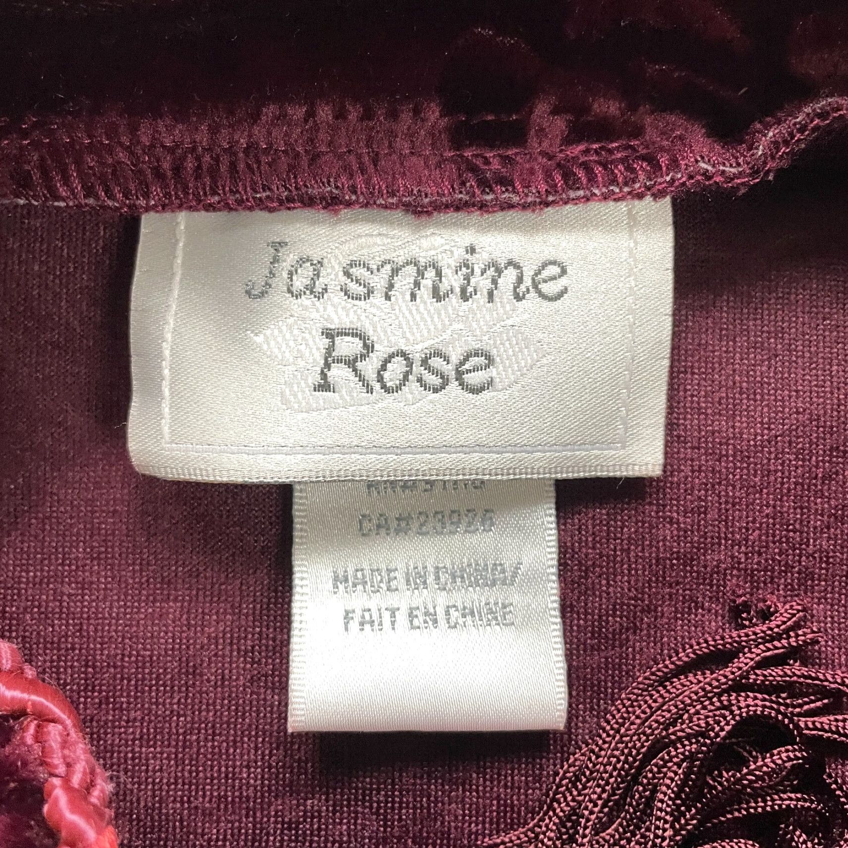 Vintage Jasmine Rose Long Velvet Shift Dress Women Small Maroon Long Sleeve Pleated Neck Floral Size S / US 4 / IT 40 - 5 Thumbnail