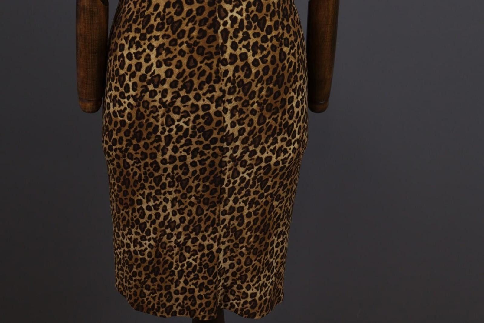 Lauren Ralph Lauren Lauren Ralph Lauren Animals V-Neck Bodycon Dress Size 4 Size S / US 4 / IT 40 - 11 Thumbnail