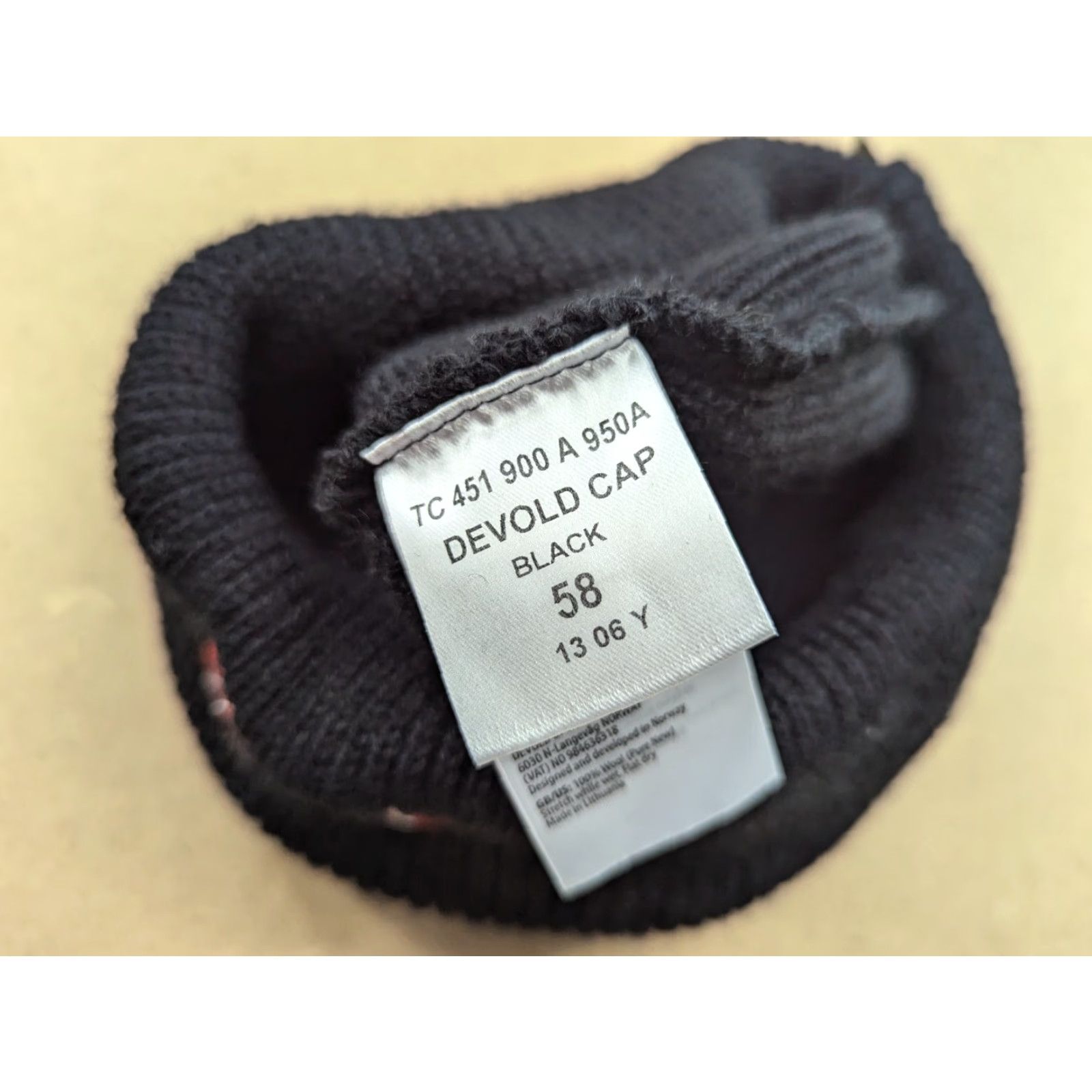 Vintage Devold Wool Beanie Hat One Size Black Knit Cuffed Winter Lightweight Quick Dry Stretch Casual Unisex Adults Beanie Mens Womens Size ONE SIZE - 3 Thumbnail