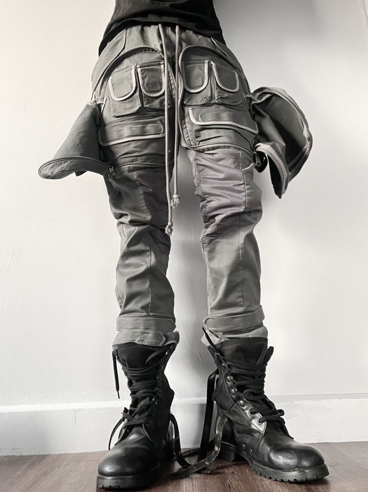 Japanese Brand Japanese Brand Multi Pocket Cargo Pants Size US 32 / EU 48 - 4 Thumbnail
