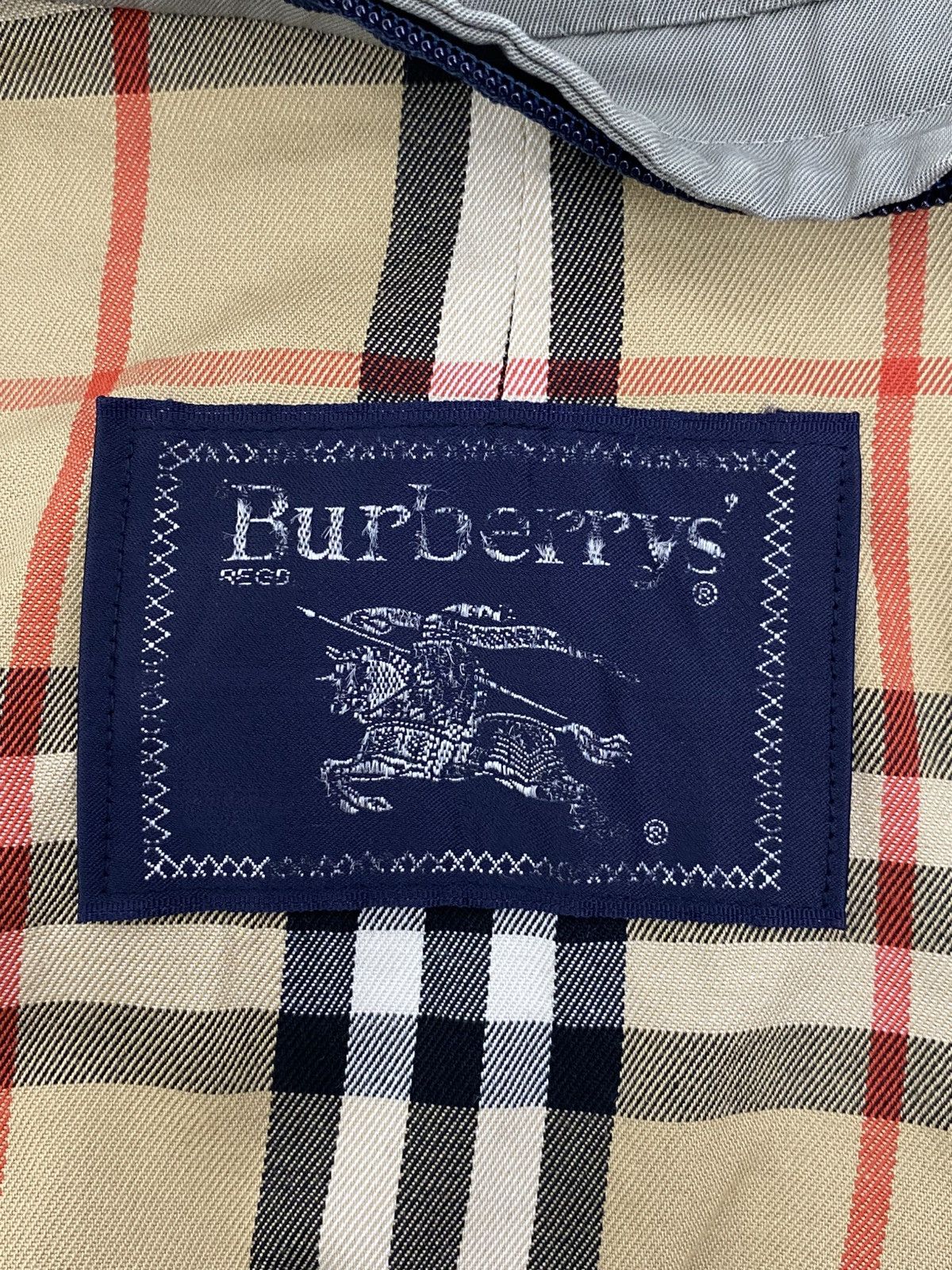 Burberry Vintage 90's Burberrys' Novacheck Lining Trechcoat Size US L / EU 52-54 / 3 - 13 Thumbnail