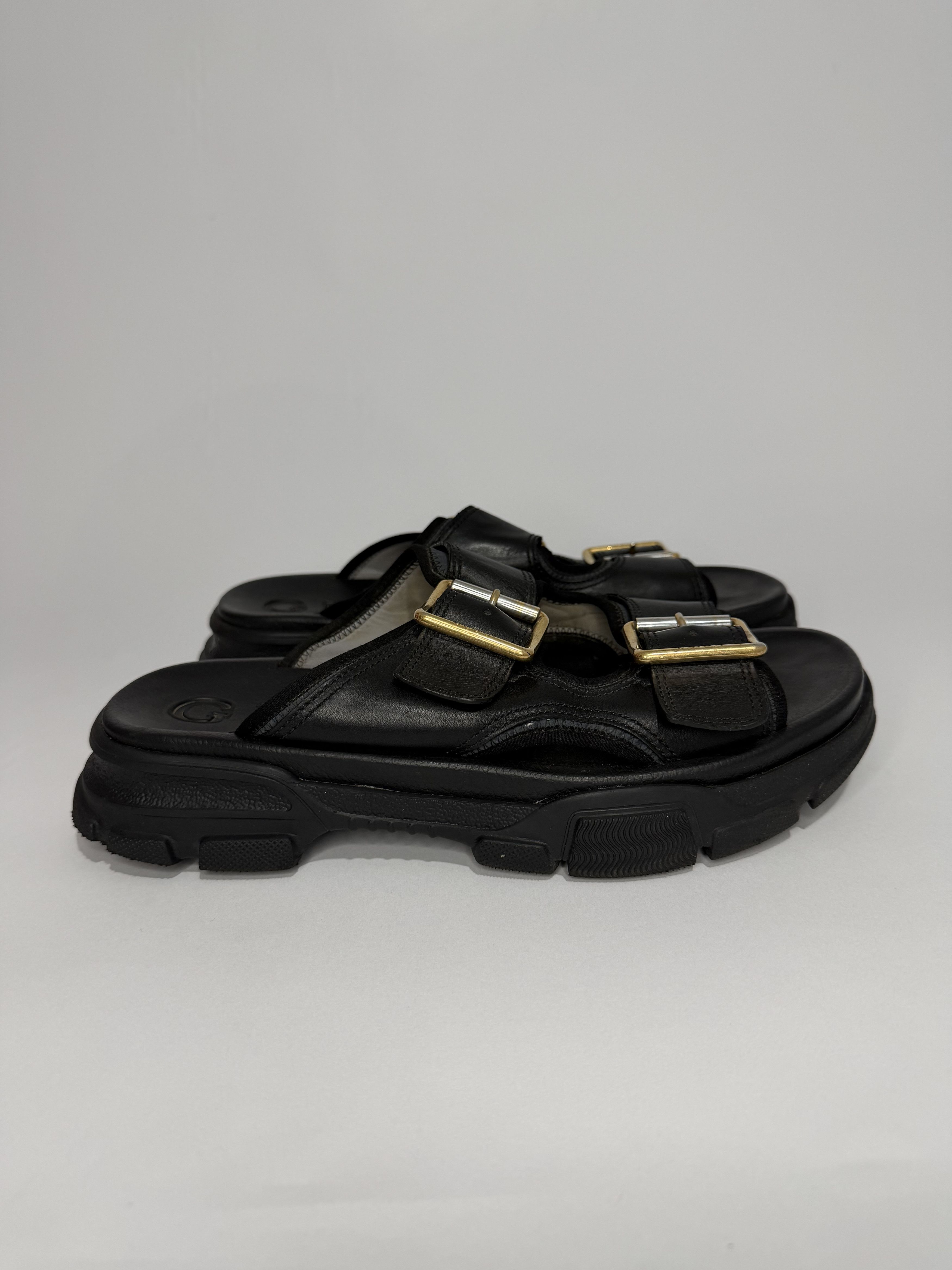 Gucci Gucci Black Leather Aguru Buckle Flat Slides Size US 9.5 / EU 42-43 - 3 Thumbnail