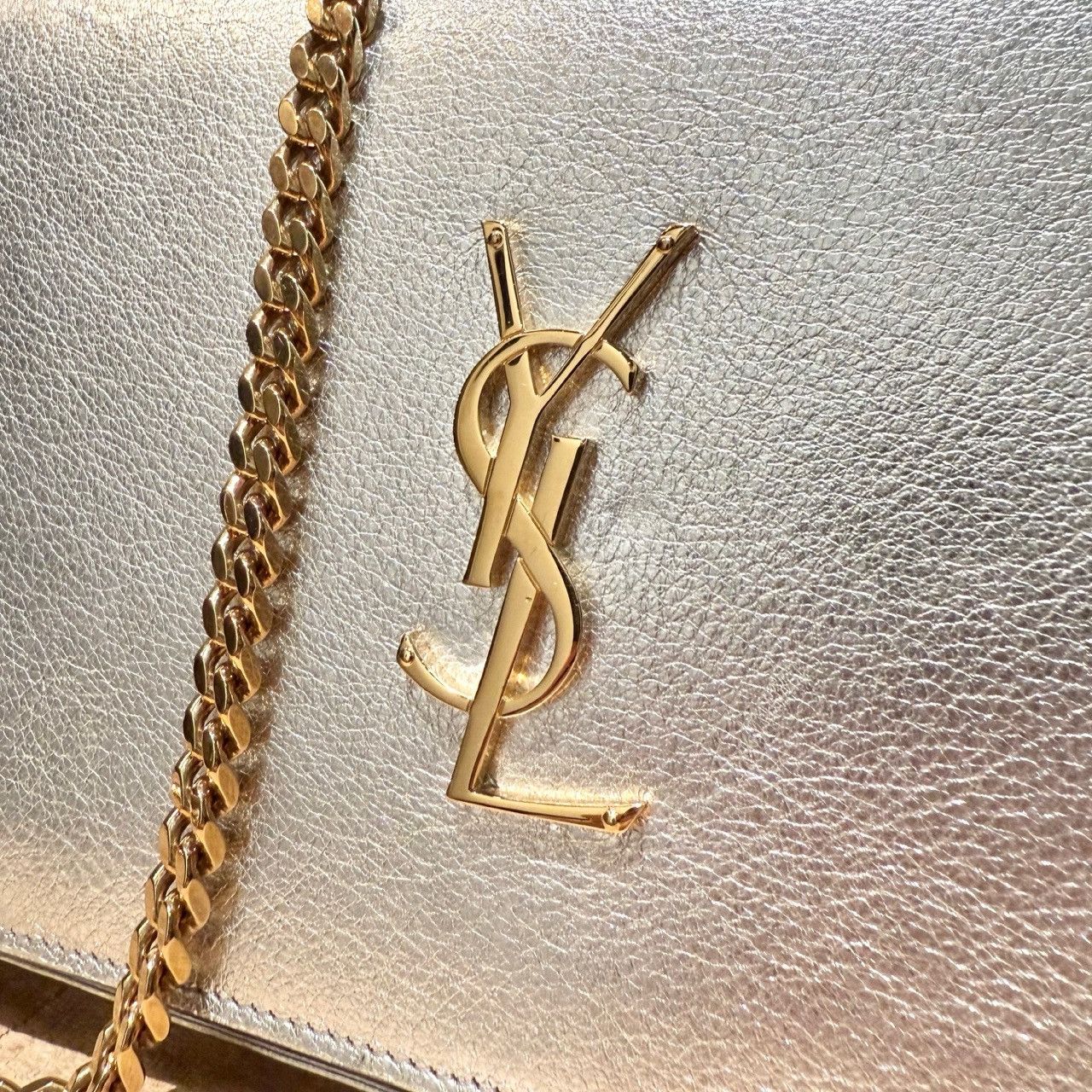Saint Laurent Paris Saint Laurent Silver Metallic Kate Monogram On Chain Clutch Size ONE SIZE - 8 Thumbnail