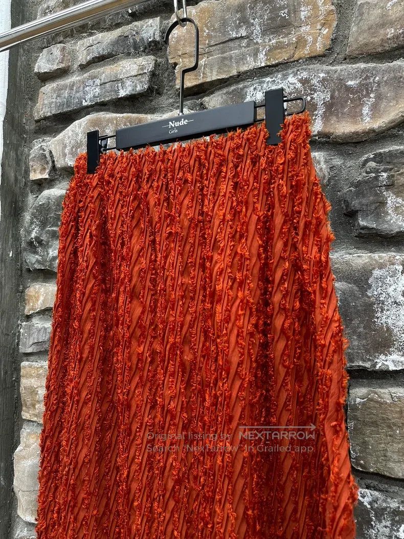 Issey Miyake Issey Miyake Main Line Furry Skirt Size 25" / US 0 / IT 36 - 2 Thumbnail