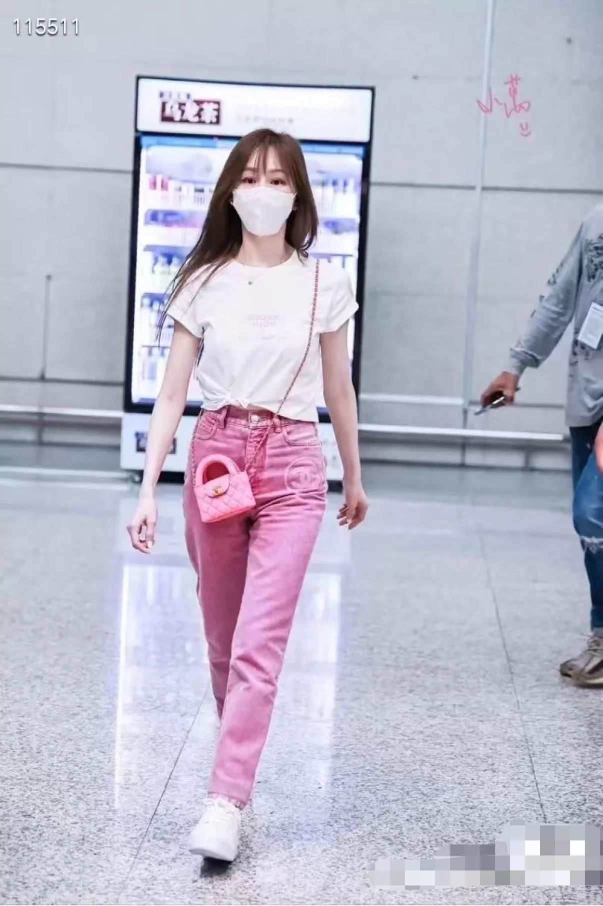 Chanel Chanel 23C Women's High-Waist Denim Pants Size 34 Size 25" / US 0 / IT 36 - 8 Thumbnail