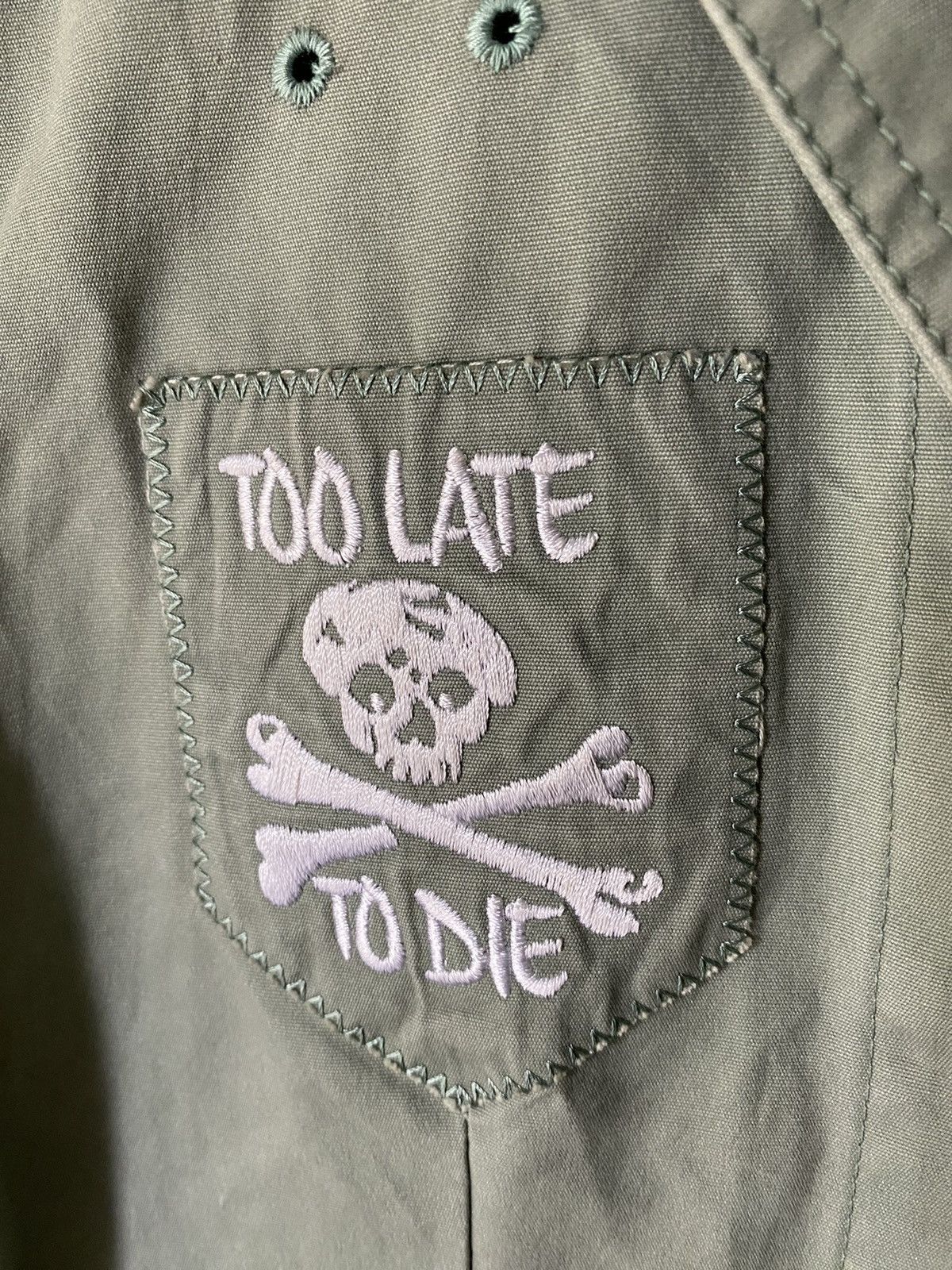 Wtaps 2000s Wtaps cross bone “to late to die” parka Size US M / EU 48-50 / 2 - 7 Thumbnail
