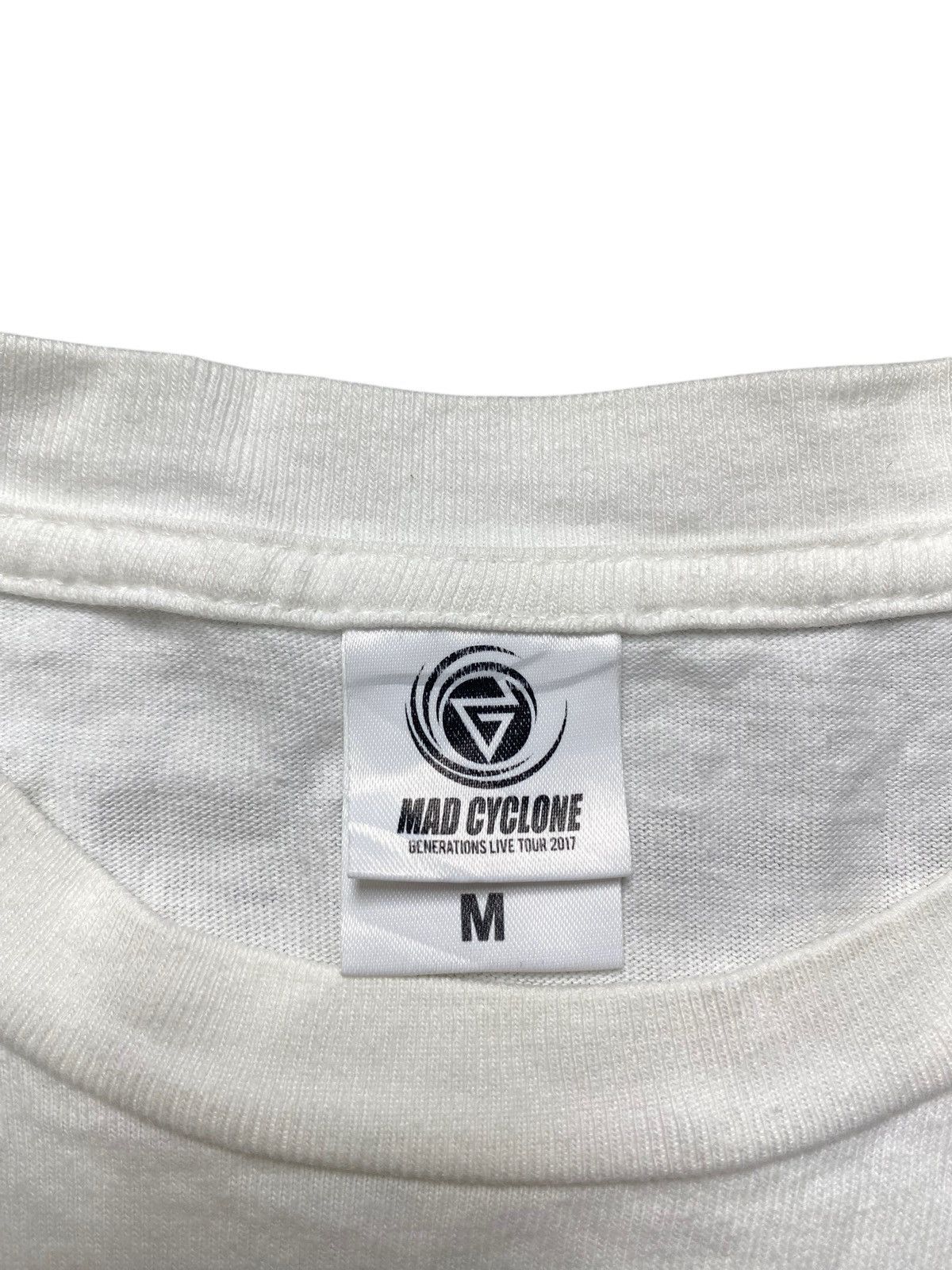 Japanese Brand VINTAGE JAPANESE BRAND BAND TEE MAD CYCLONE LIVE TOUR 2017 Size US M / EU 48-50 / 2 - 8 Thumbnail