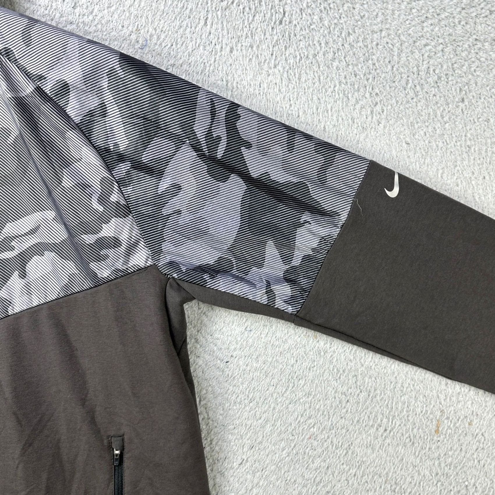 Nike Nike Dri-FIT Running Jacket Full Zip Hoodie Womens Medium Blue Camouflage Pocket Size M / US 6-8 / IT 42-44 - 6 Thumbnail