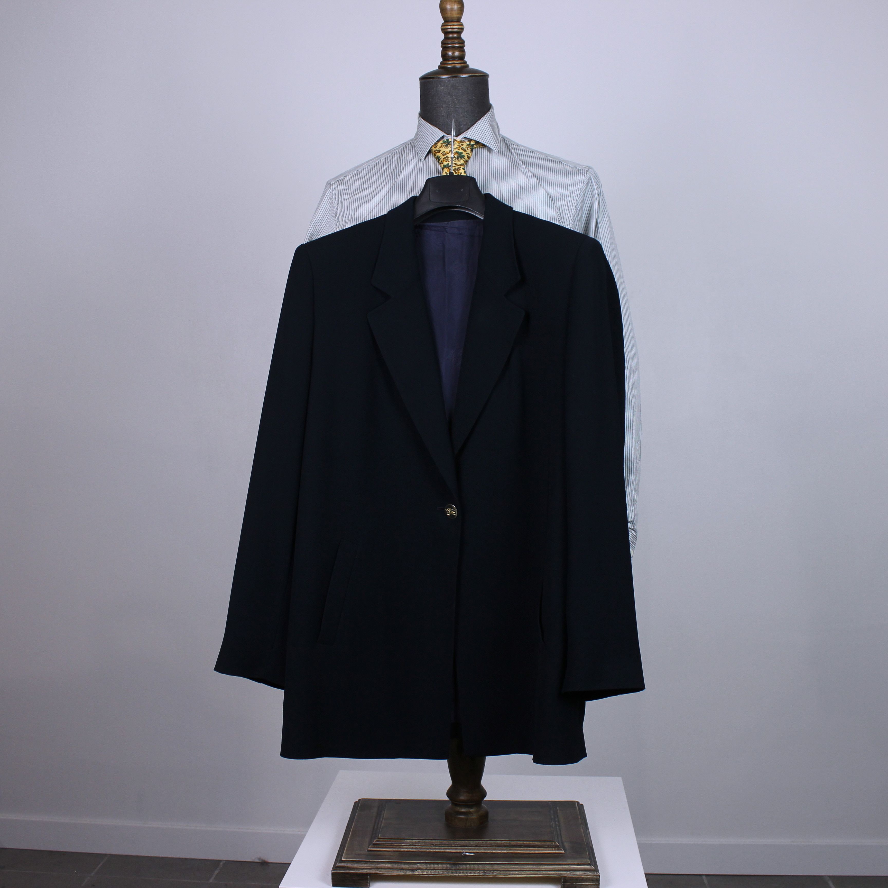 Burberry Burberrys women blazer M L rarity navy blue Size 44R - 9 Thumbnail