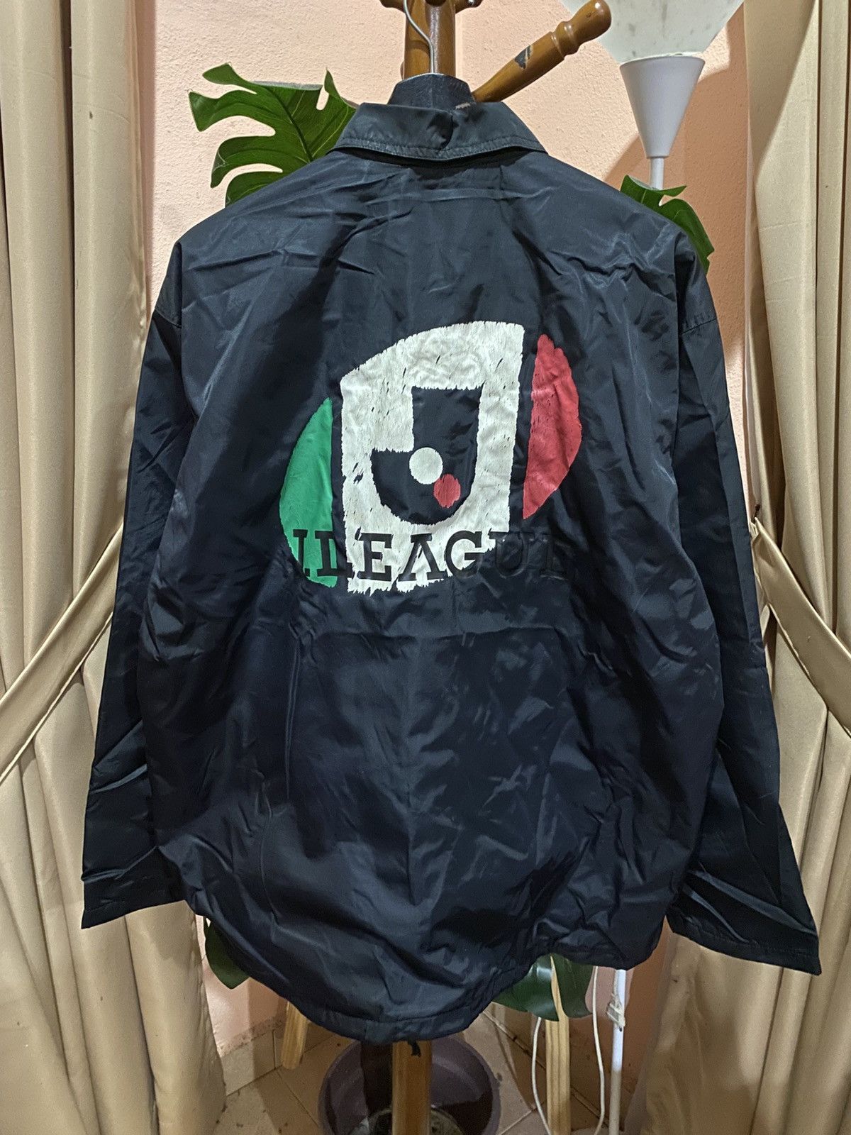Vintage Vintage J.League Official Coach Jacket – Rare 90s Japanese Size US L / EU 52-54 / 3 - 3 Thumbnail