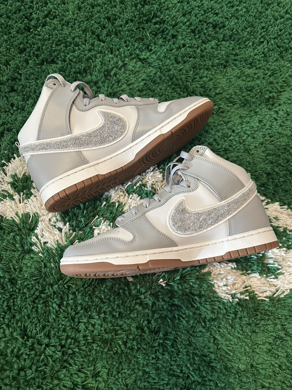 Nike Dunk Hi University Chenille Gray 11 Size US 11 / EU 44 - 3 Thumbnail