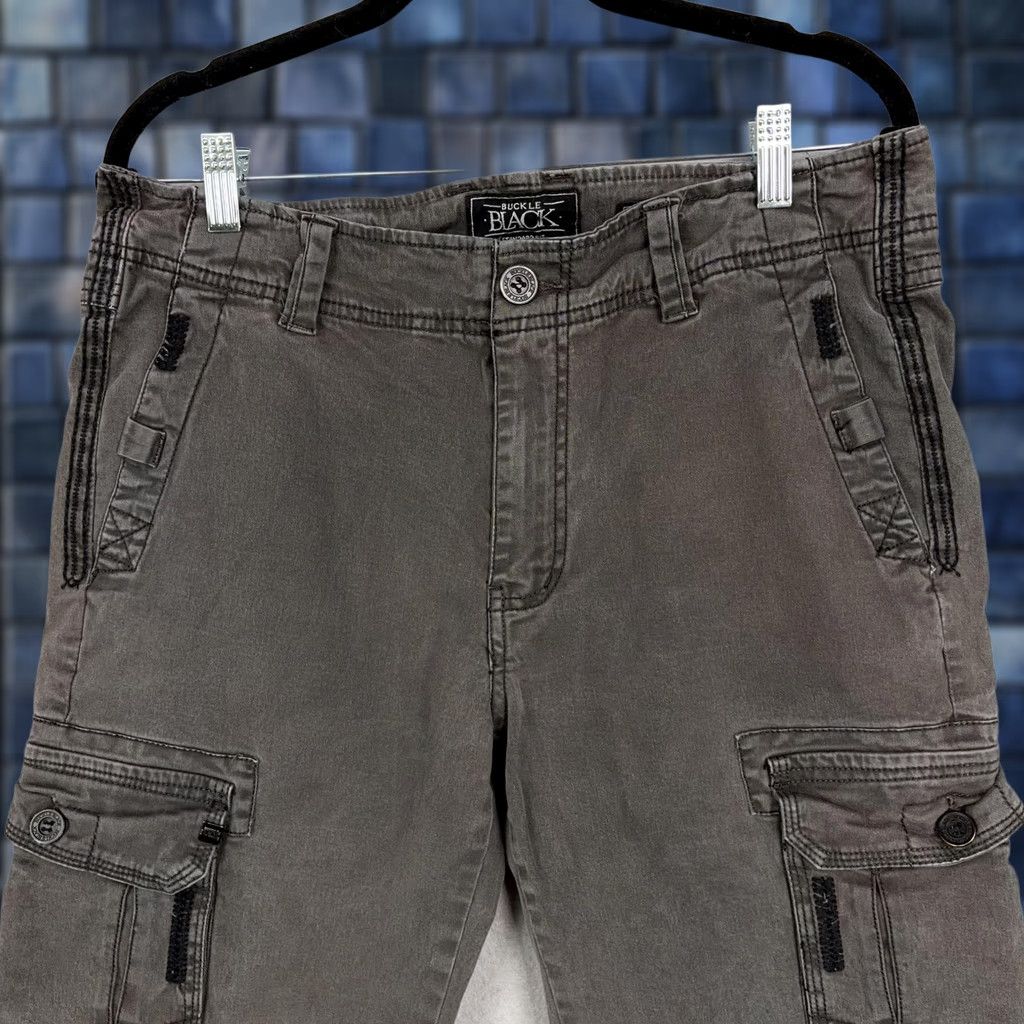 Buckle Black Buckle Black Mens 30 Gray Cargo Shorts Distressed Pockets Grunge Flat Front Zip 11in Inseam Regular Fit Cotton Casual Mens Size US 30 / EU 46 - 1 Thumbnail