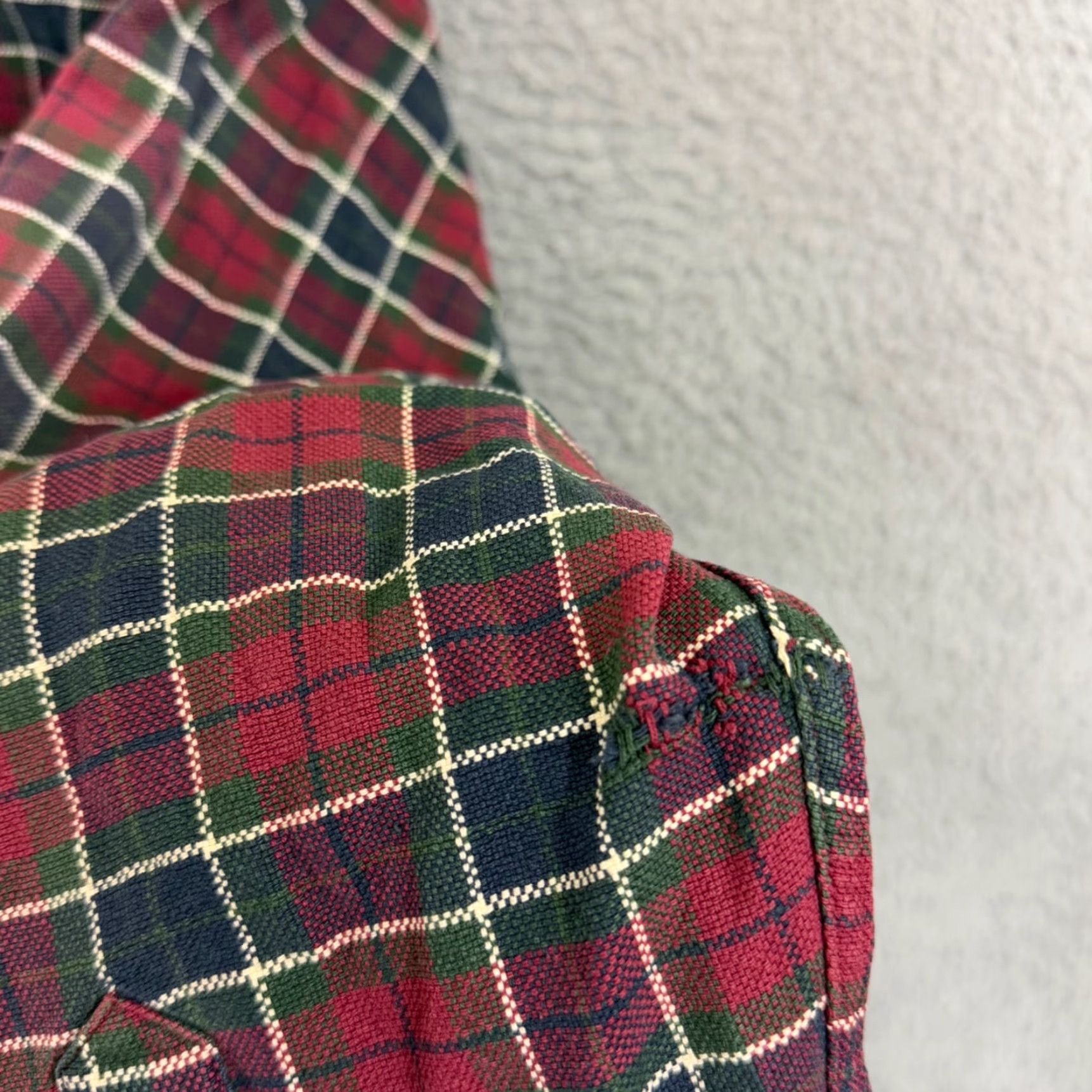 Tommy Hilfiger VINTAGE Tommy Hilfiger Shirt Mens Large Red Plaid 90s Crest Long Sleeve Casual Size US L / EU 52-54 / 3 - 6 Thumbnail