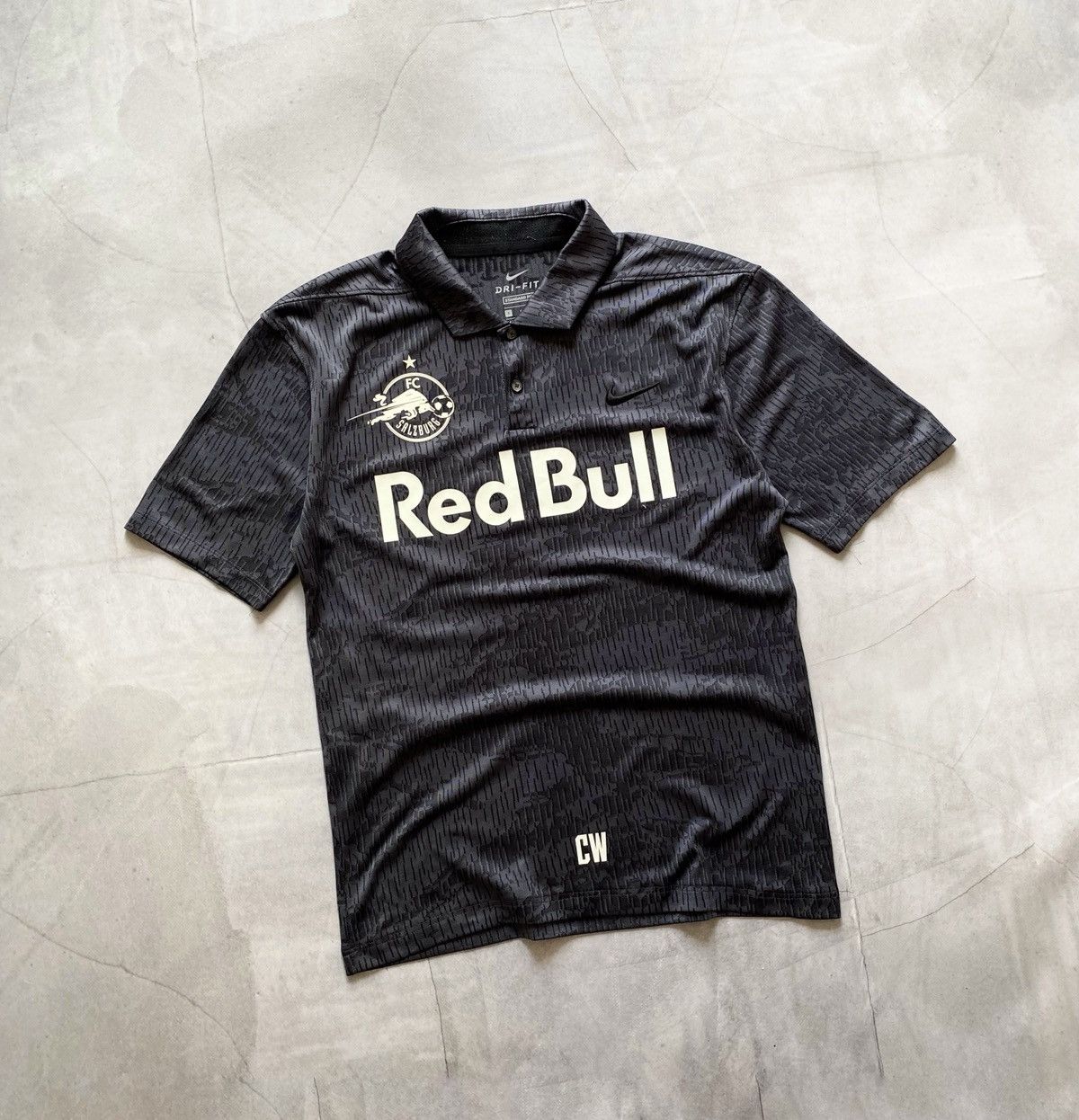 Nike Nike Red Bull Salzburg 2020-2021 Camo Polo Shirt Jersey Y2K Size US S / EU 44-46 / 1 - 1 Thumbnail