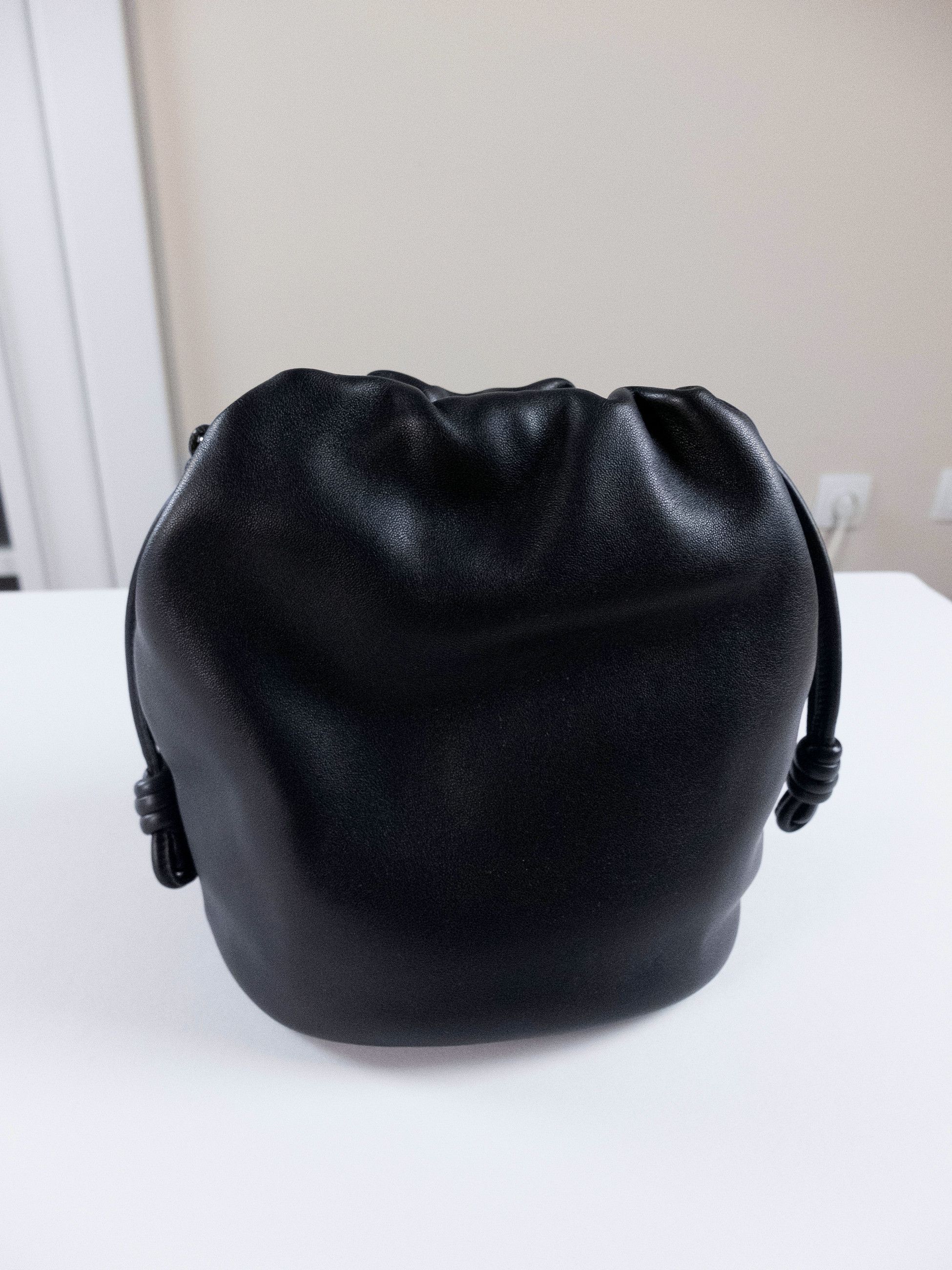 Loewe LOEWE x Paula's Ibiza Flamenco black leather shoulder bag Size ONE SIZE - 11 Thumbnail