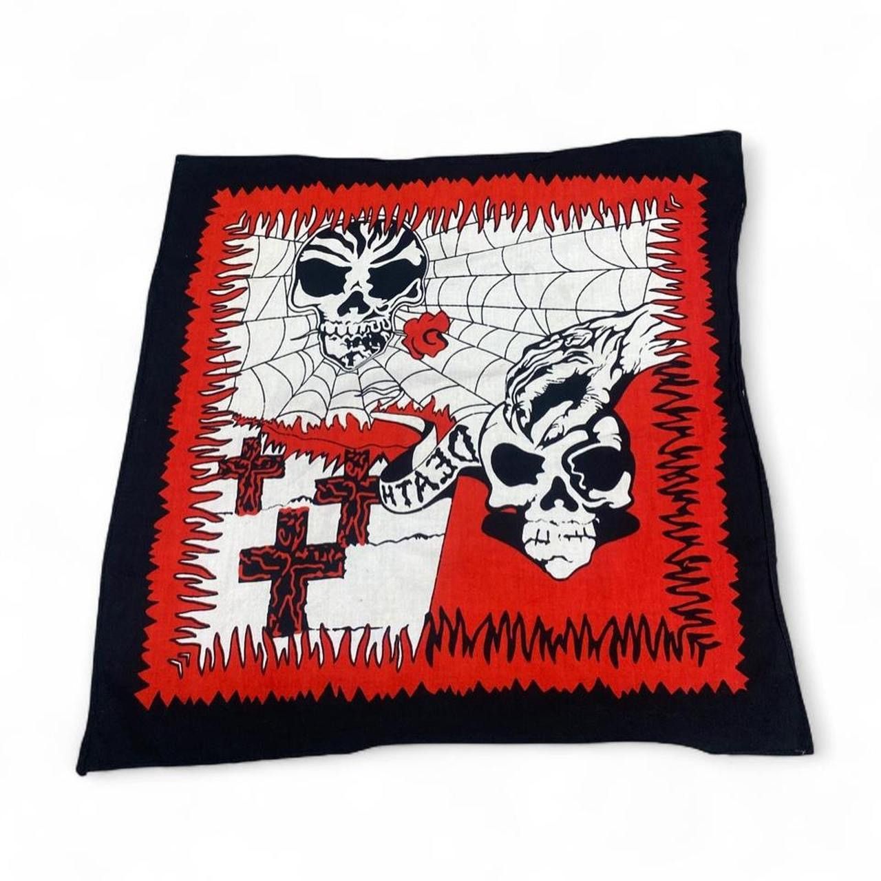 Other Vintage skull and spider web black and red graphic bandana Size ONE SIZE - 4 Thumbnail