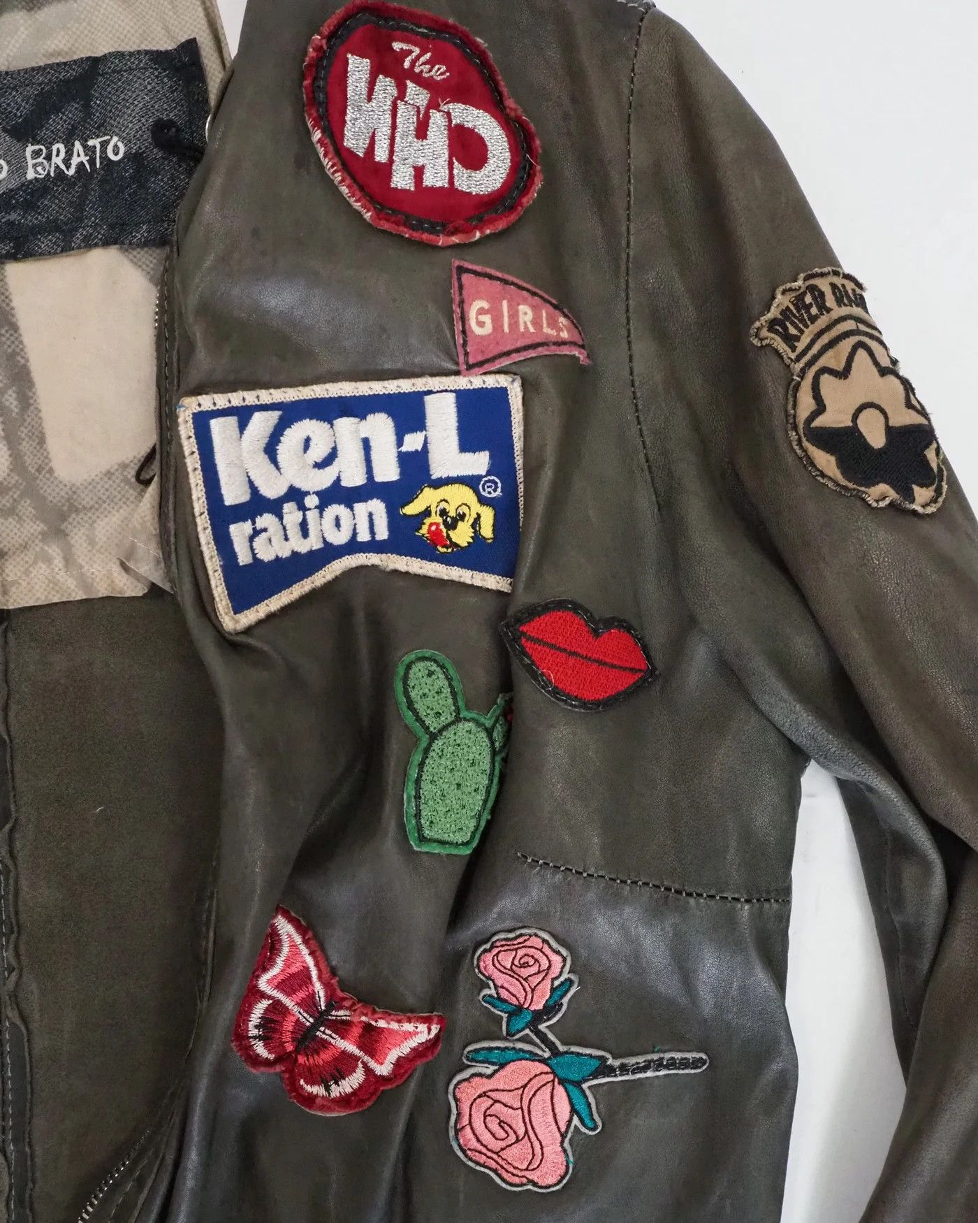 Giorgio Brato Giorgio Brato Vegetable Tanned LeatherJacketwithPatches$1225 Size US S / EU 44-46 / 1 - 11 Thumbnail