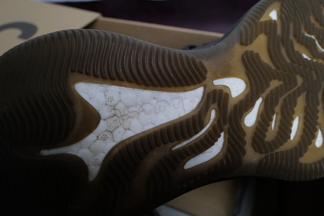 Yeezy BOOST 380 NEW Size US 7 / IT 37 - 22 Thumbnail