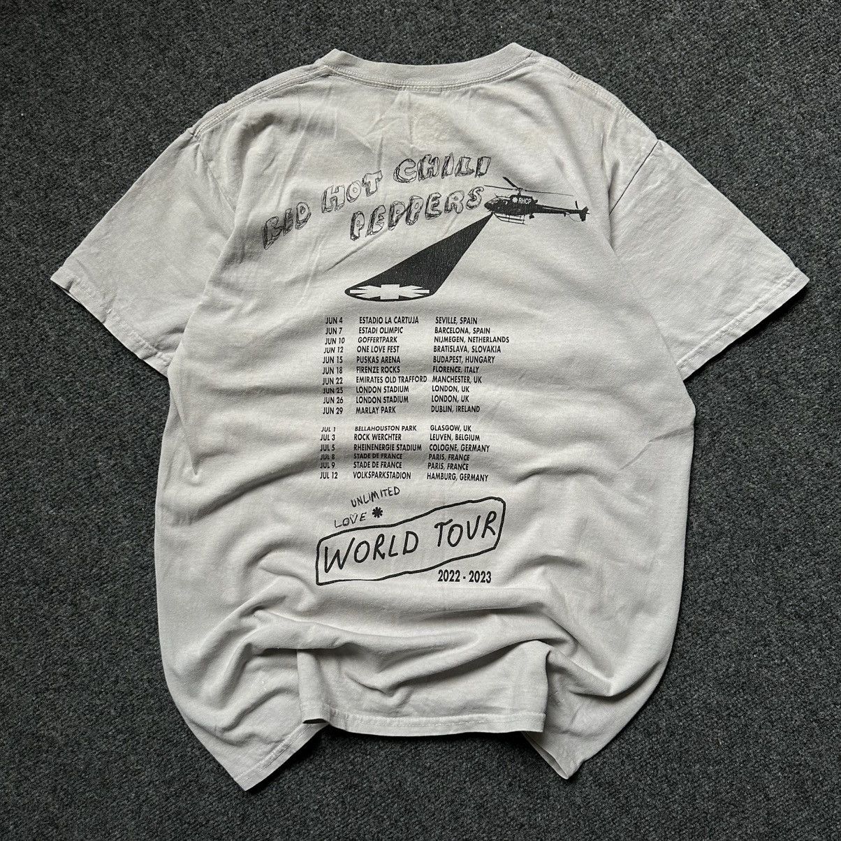 Japanese Brand VTG Japanese Style Red Hot Chilli Peppers T-shirts Size M Size US M / EU 48-50 / 2 - 6 Thumbnail