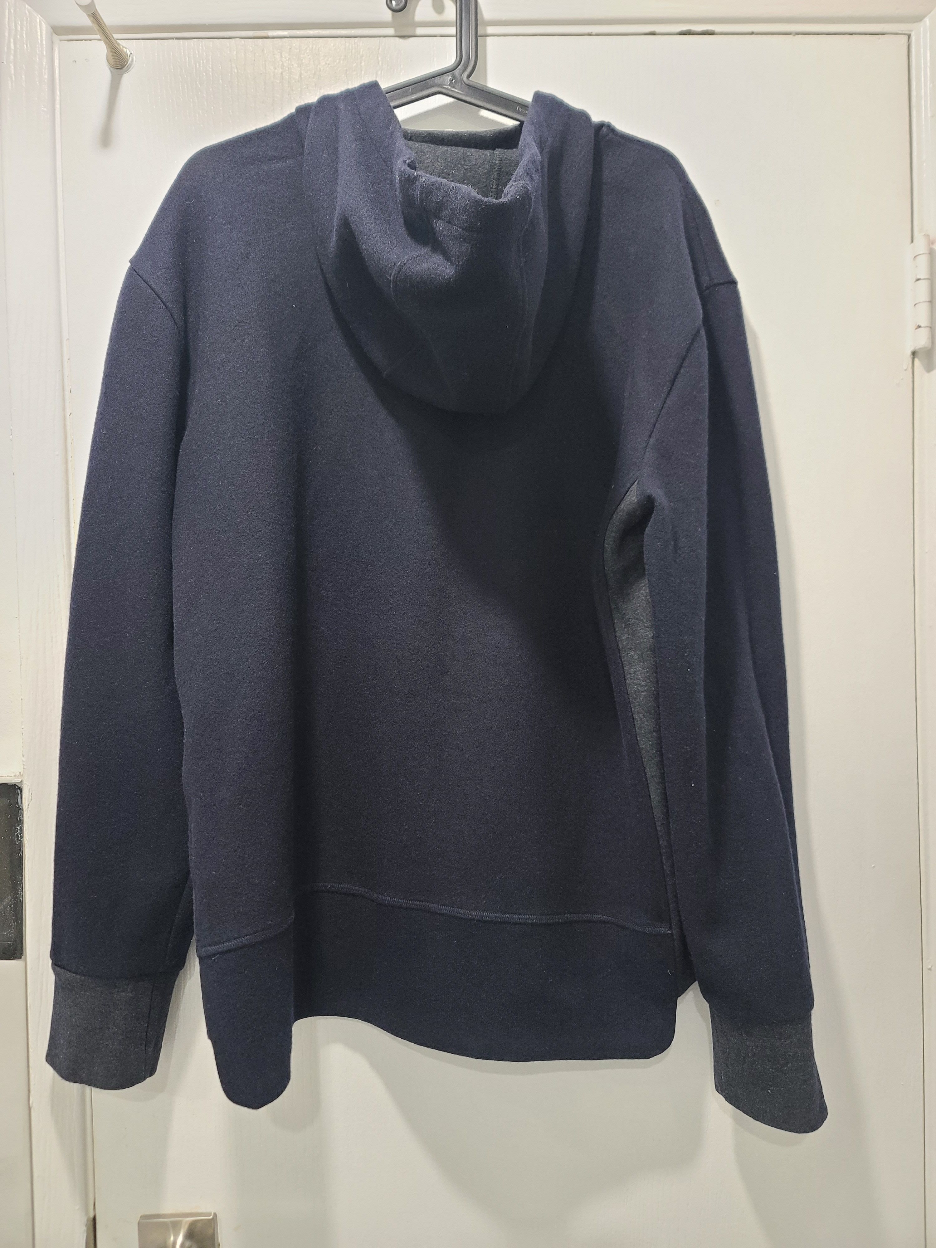 Moncler Maglia hoodie Size US XL / EU 56 / 4 - 14 Thumbnail