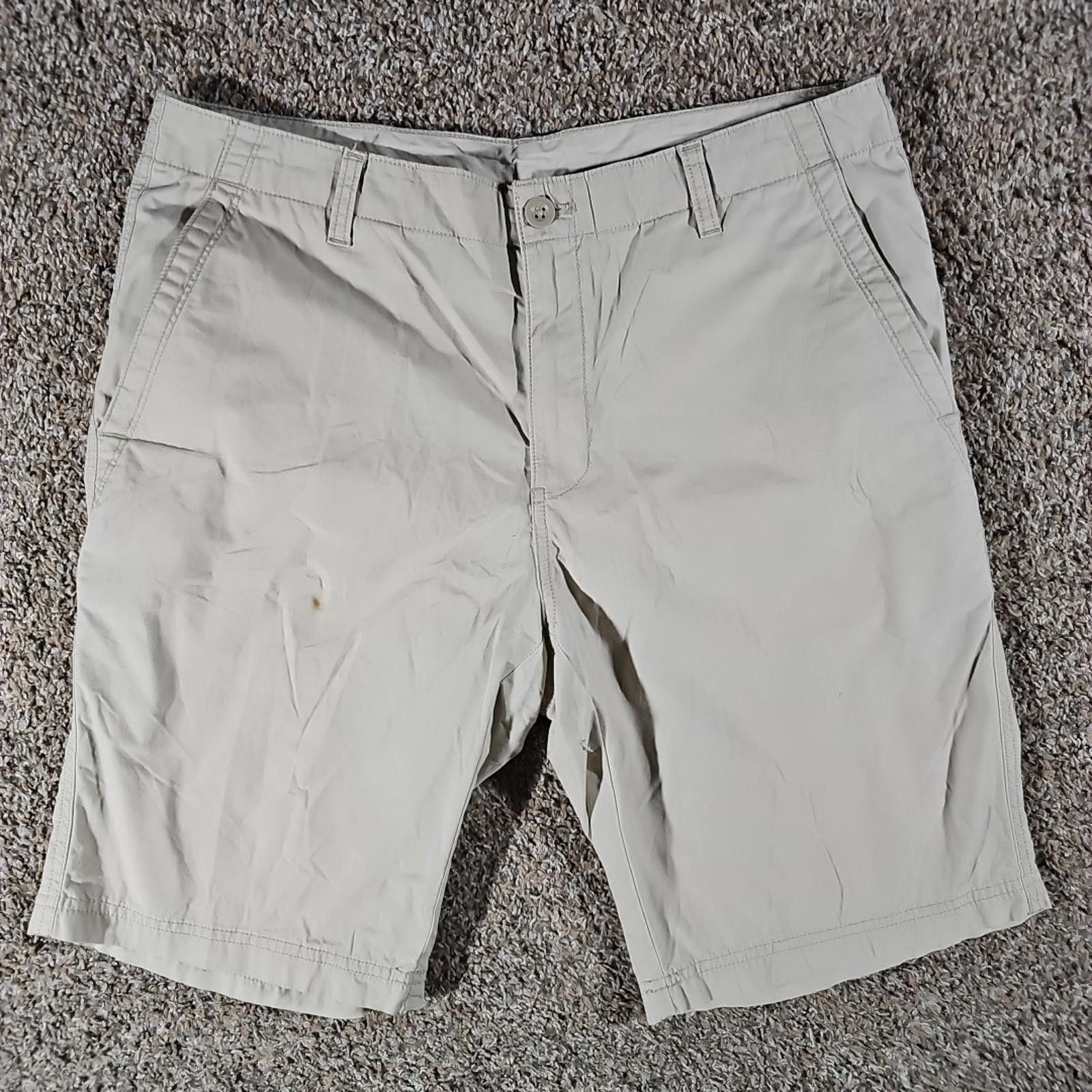Calvin Klein Calvin Klein 33 Shorts Stained Size US 33 - 1 Thumbnail