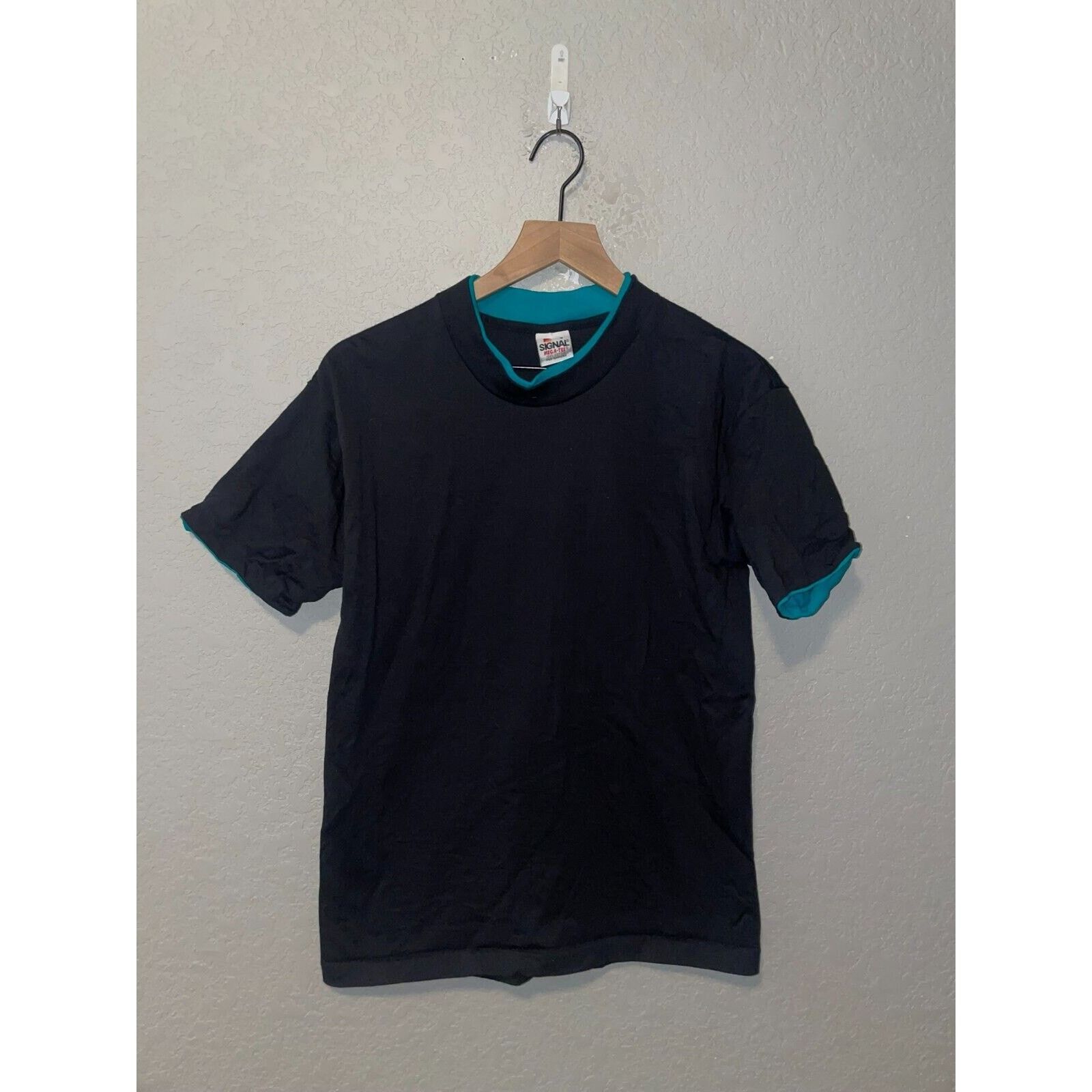 Signal Sport Vintage Black Blank Shirt Teal Double Sleeved Tee VTG 90s M Size US M / EU 48-50 / 2 - 1 Thumbnail