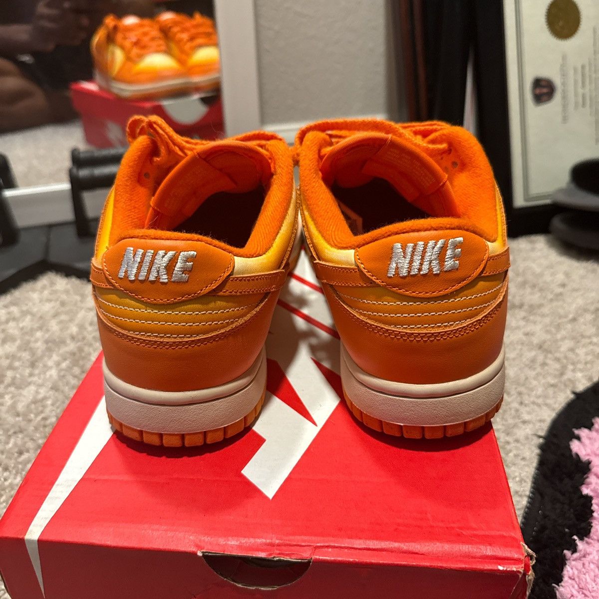 Nike Nike Dunk Low (Magma Orange) Size US 8.5 / EU 41-42 - 2 Thumbnail