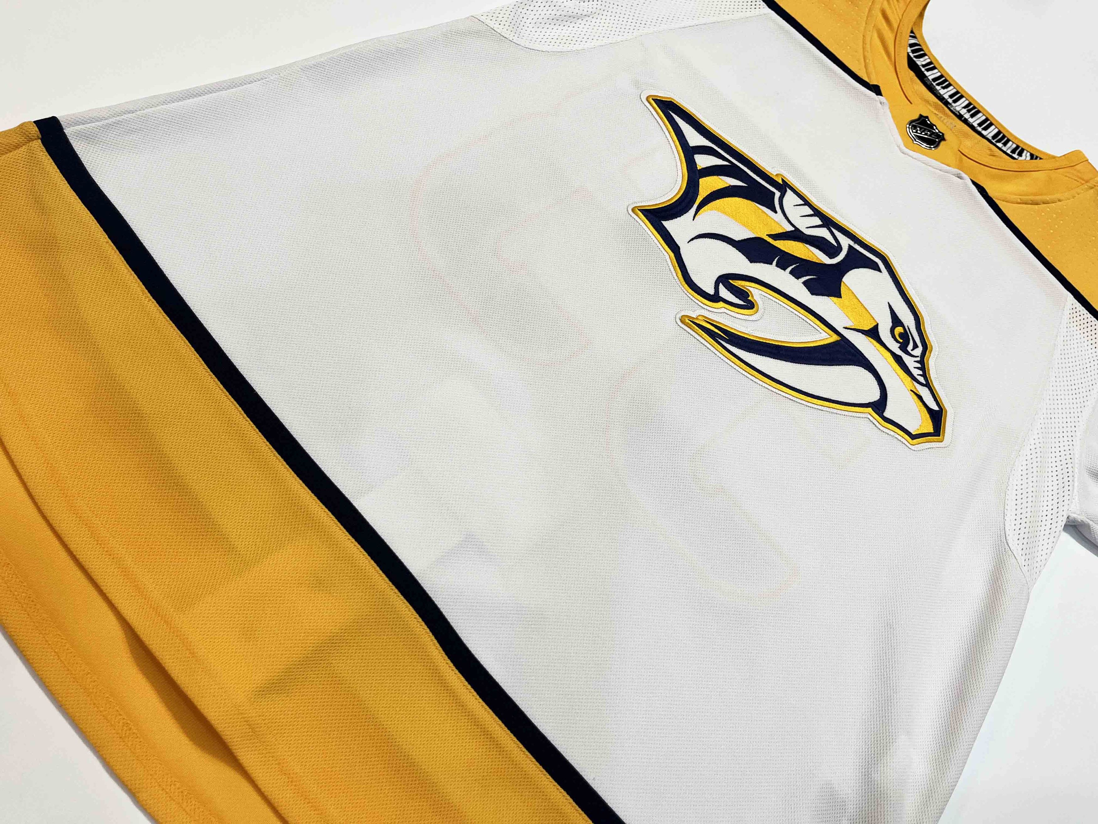 Adidas Adidas Nashville Predators ARVIDSSON #33 NHL Hockey Jersey Size US L / EU 52-54 / 3 - 9 Thumbnail