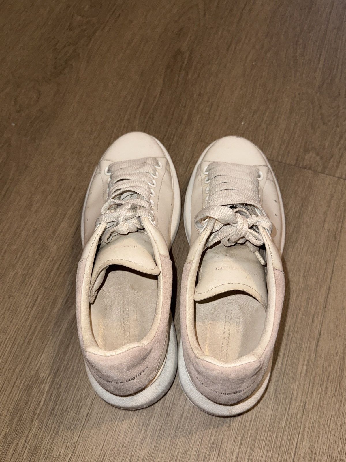 Alexander McQueen Women's Oversized Sneaker in White/Patchouli Size US 7 / IT 37 - 8 Thumbnail