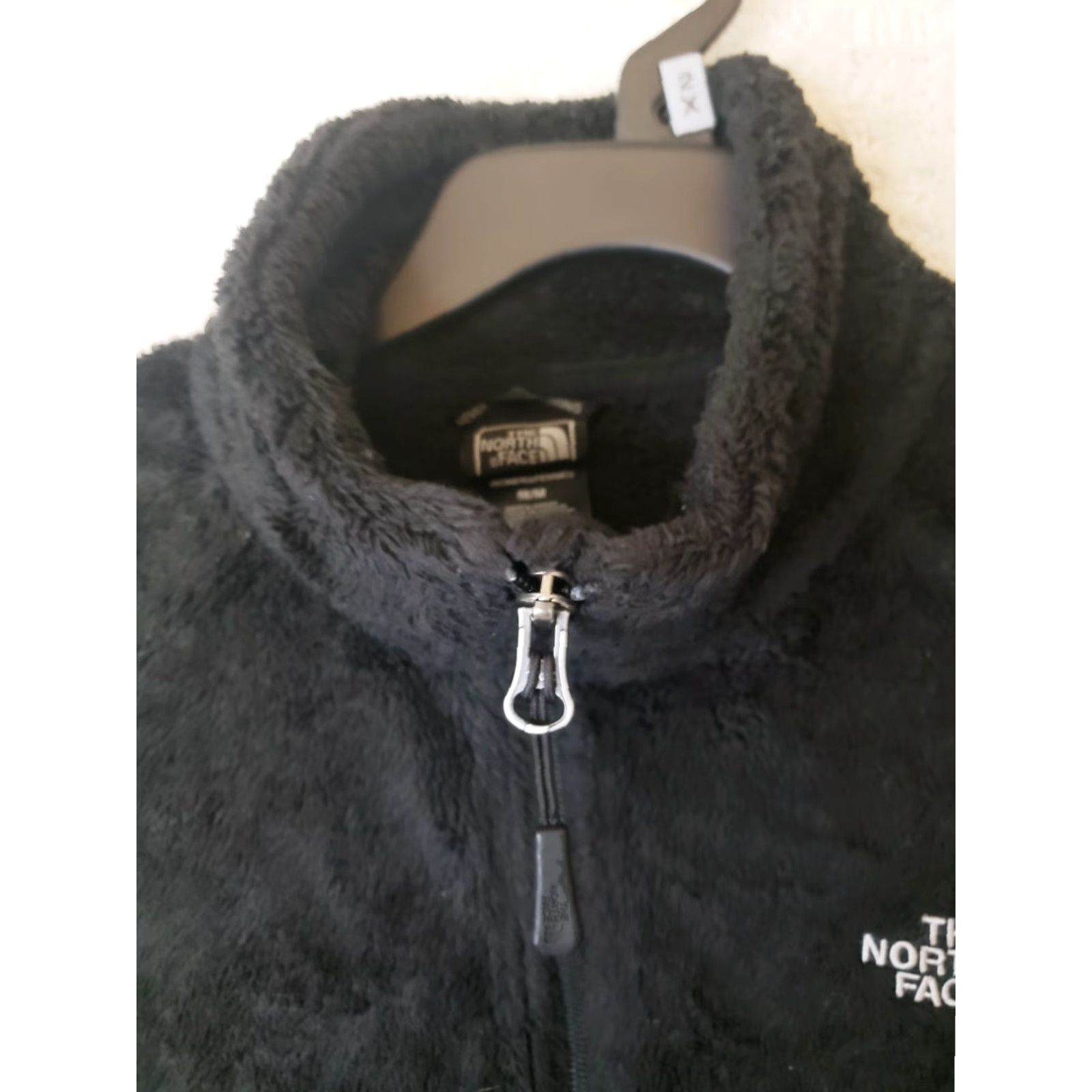 The North Face The North Face Osito 2 Jacket Womens Medium Black Fleece Full Zip Sherpa Wom en Black Solid Logo Pockets Short Size M / US 6-8 / IT 42-44 - 5 Thumbnail