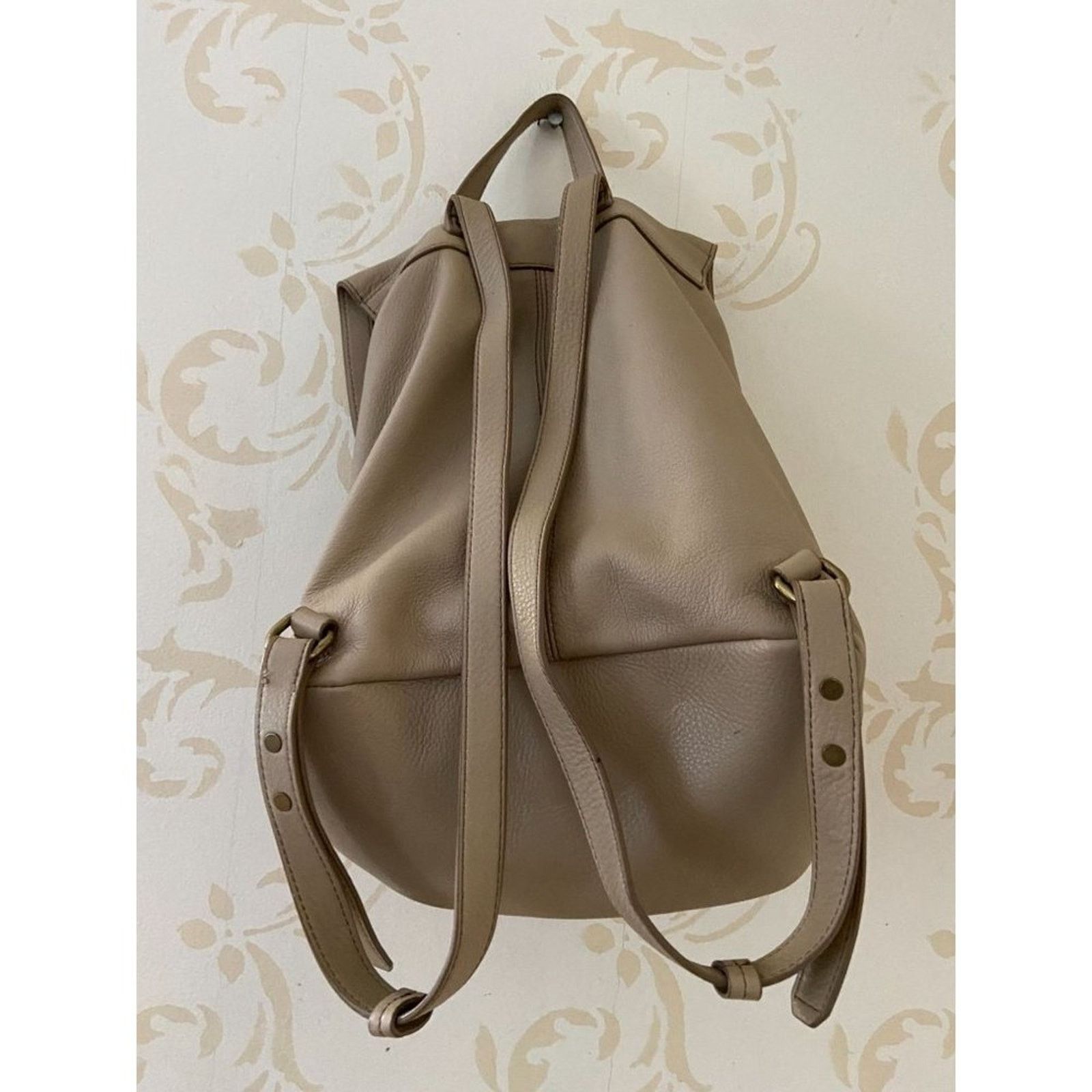 Lucky Brand Ladies Handbag - Lucky Brand 100% Leather Large BackPack Size ONE SIZE - 4 Thumbnail