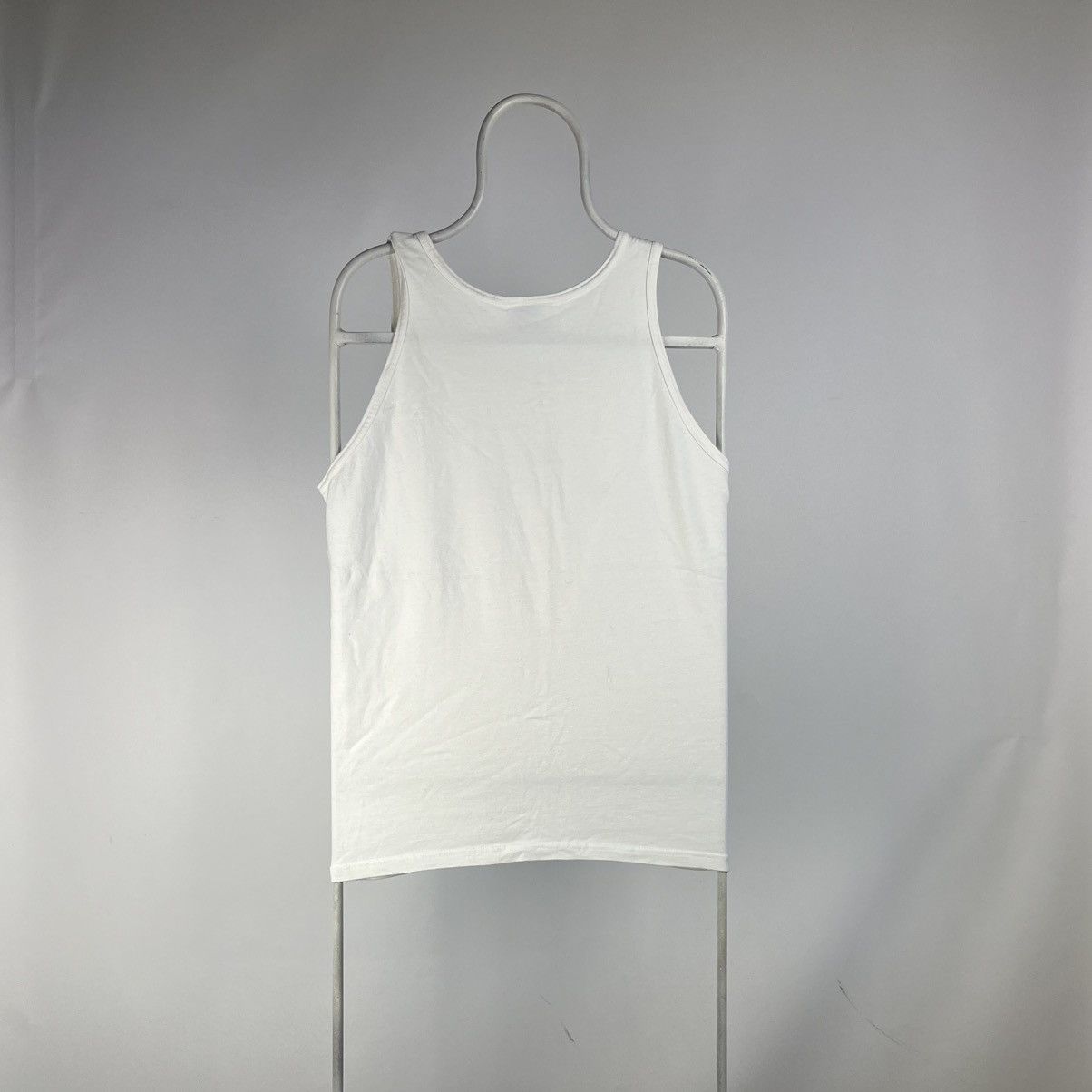 Universal Studios Universal Studios tank top spellout size Large Size US L / EU 52-54 / 3 - 2 Thumbnail