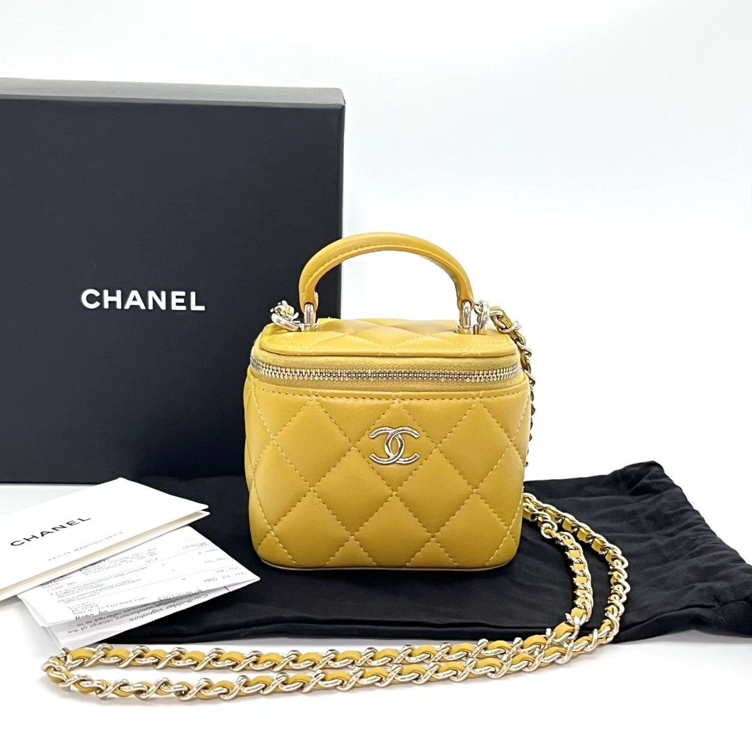 Chanel Pre-loved Bag Very good condition Size ONE SIZE - 1 Thumbnail