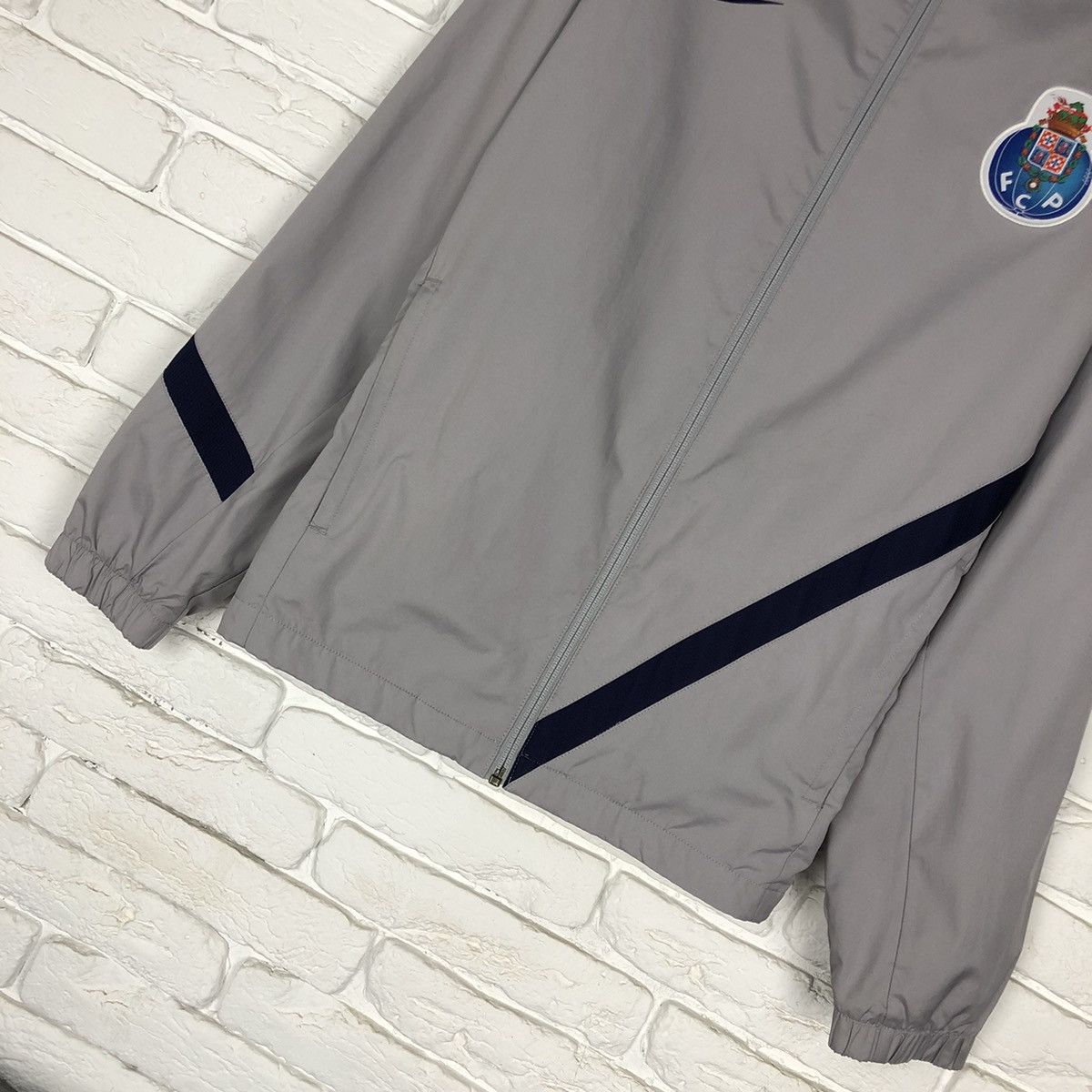 Nike Nike FC Porto vintage soccer track jacket Size US L / EU 52-54 / 3 - 3 Thumbnail