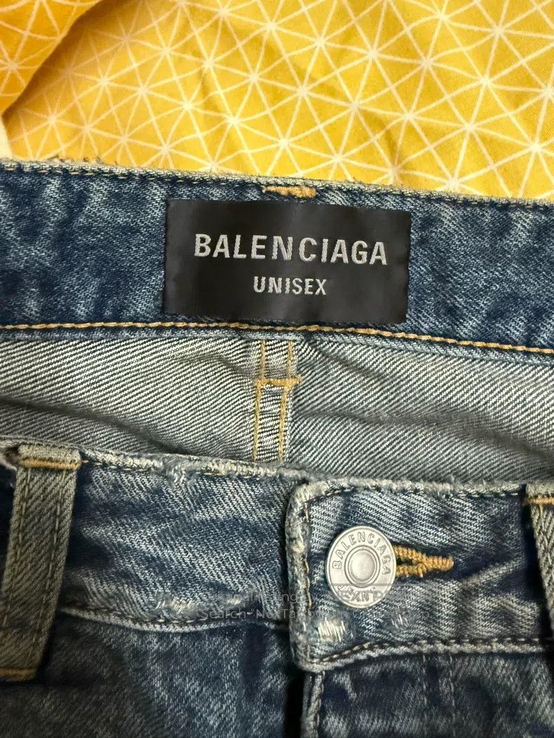 Balenciaga Balenciaga size S Ripped Denim Jeans Size US 27 - 4 Thumbnail